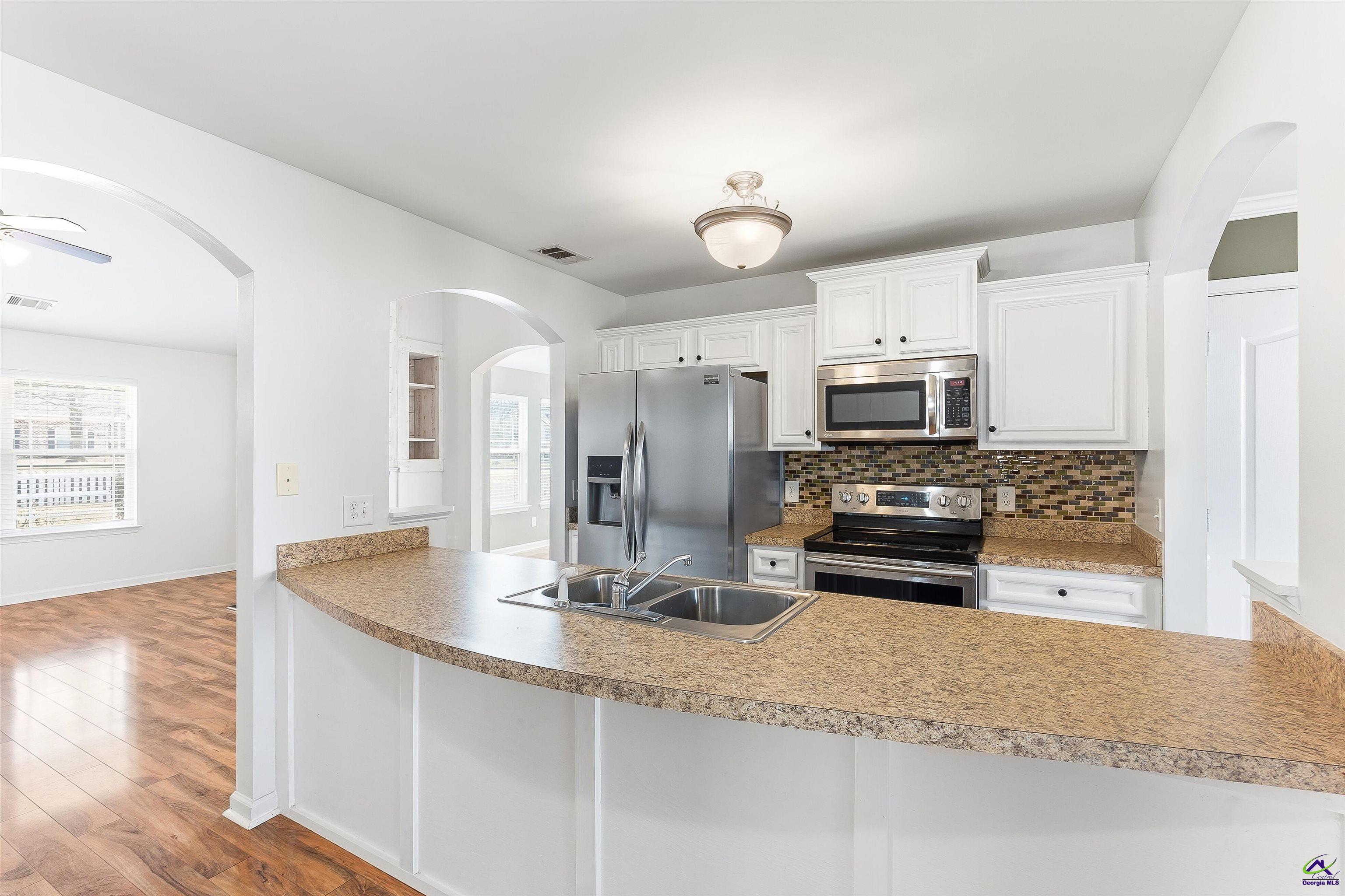 205 Charles Gray Blvd