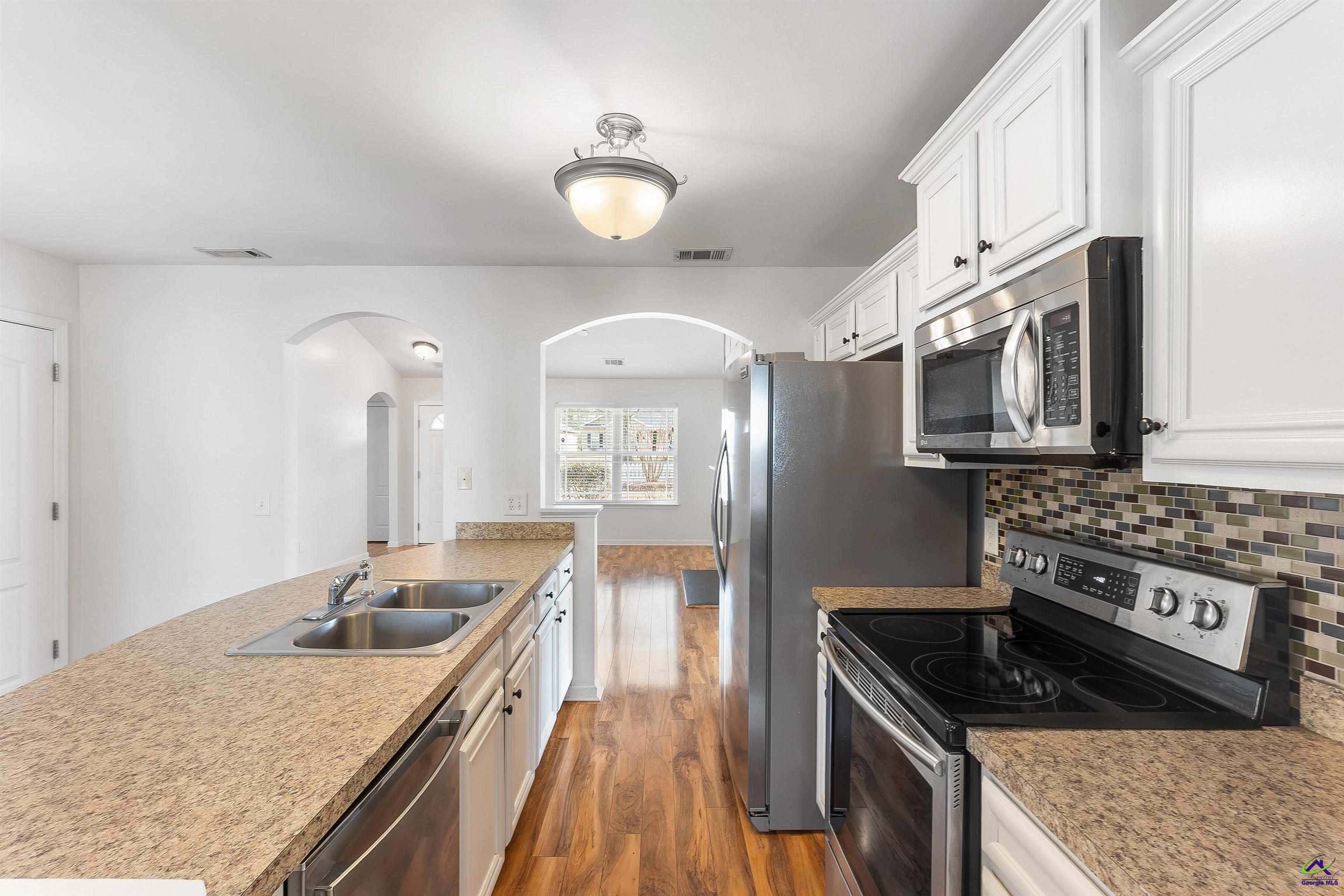 205 Charles Gray Blvd