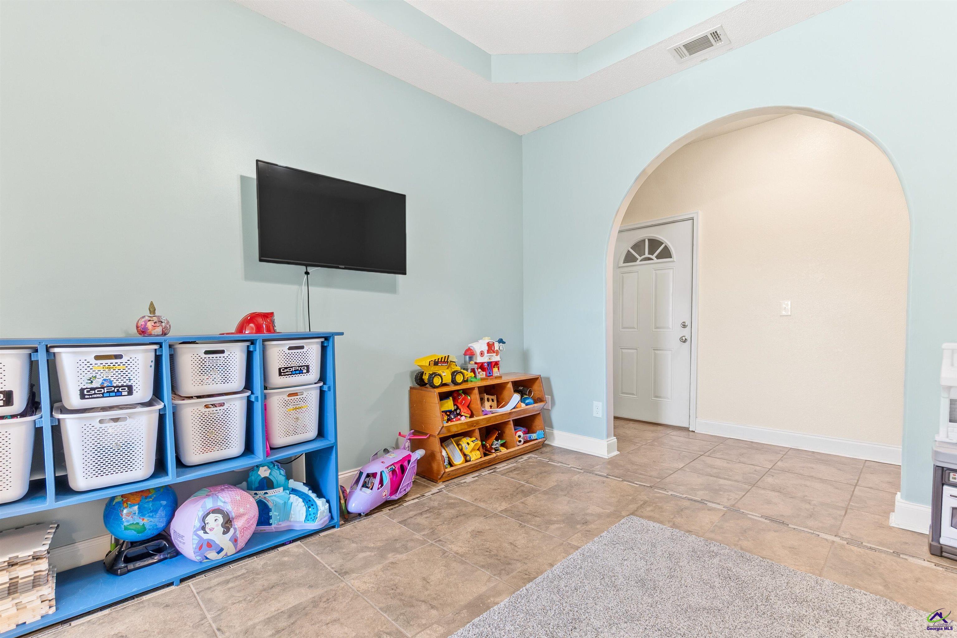 223 Hathersage Drive