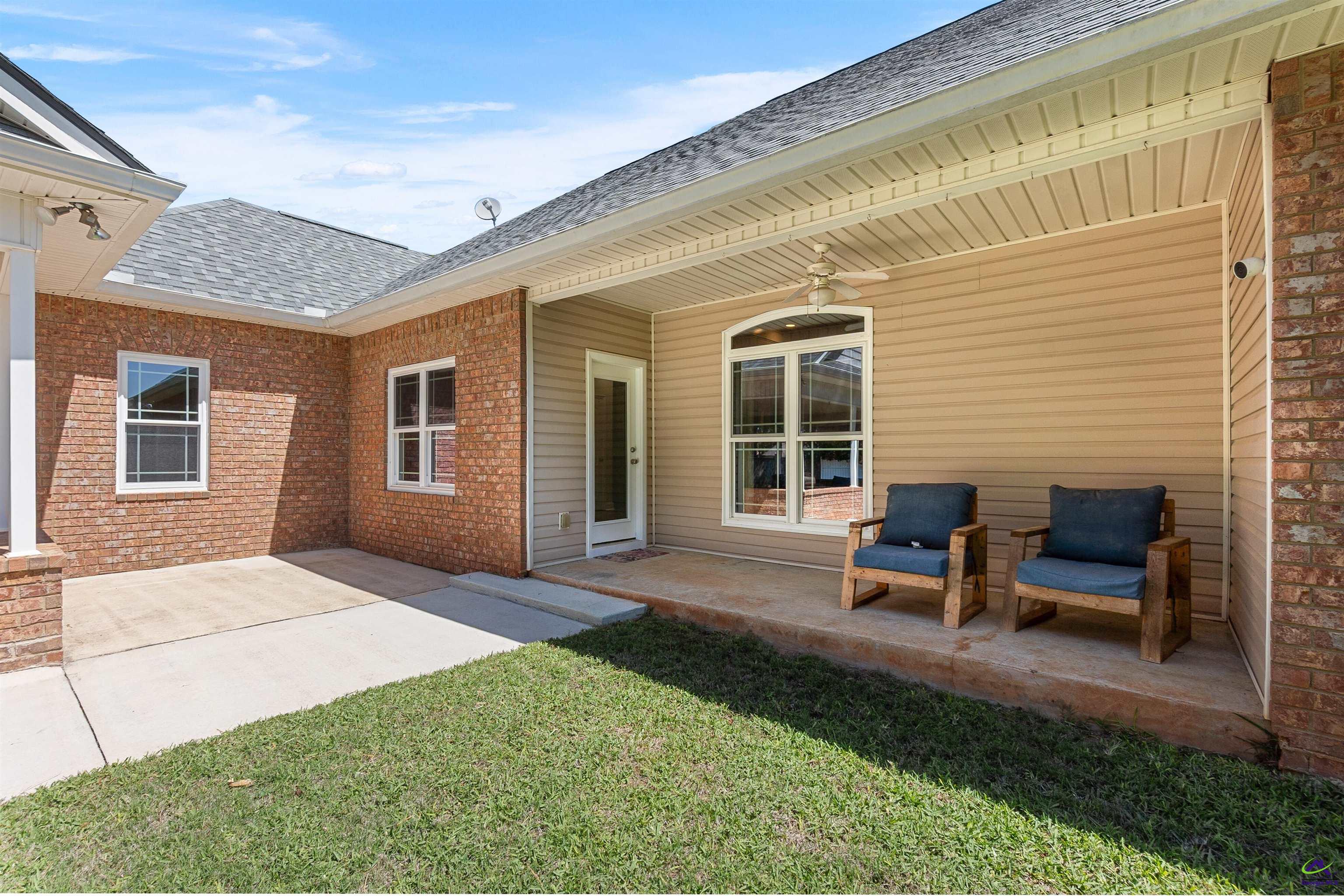 223 Hathersage Drive