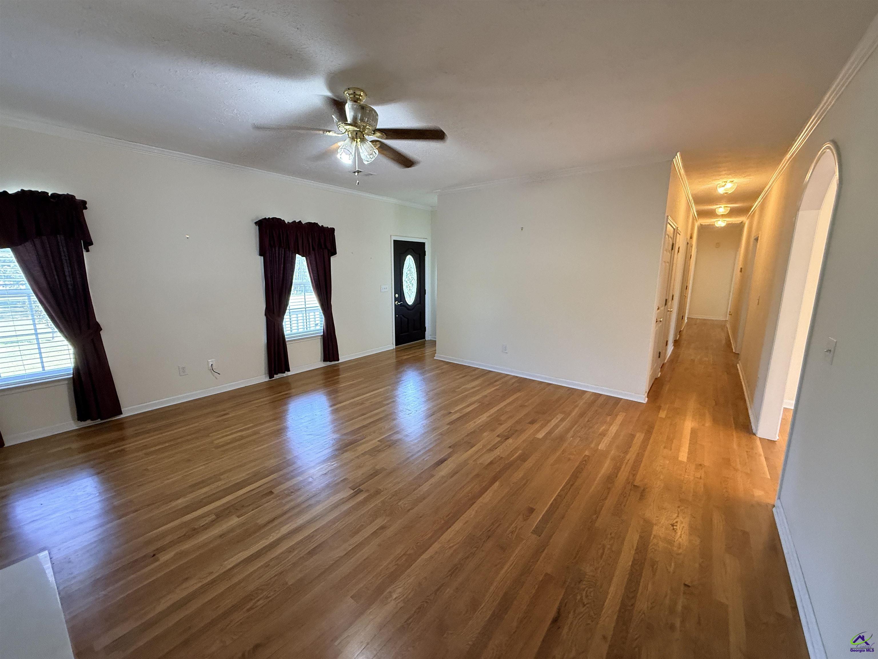 611 Moncrief Rd