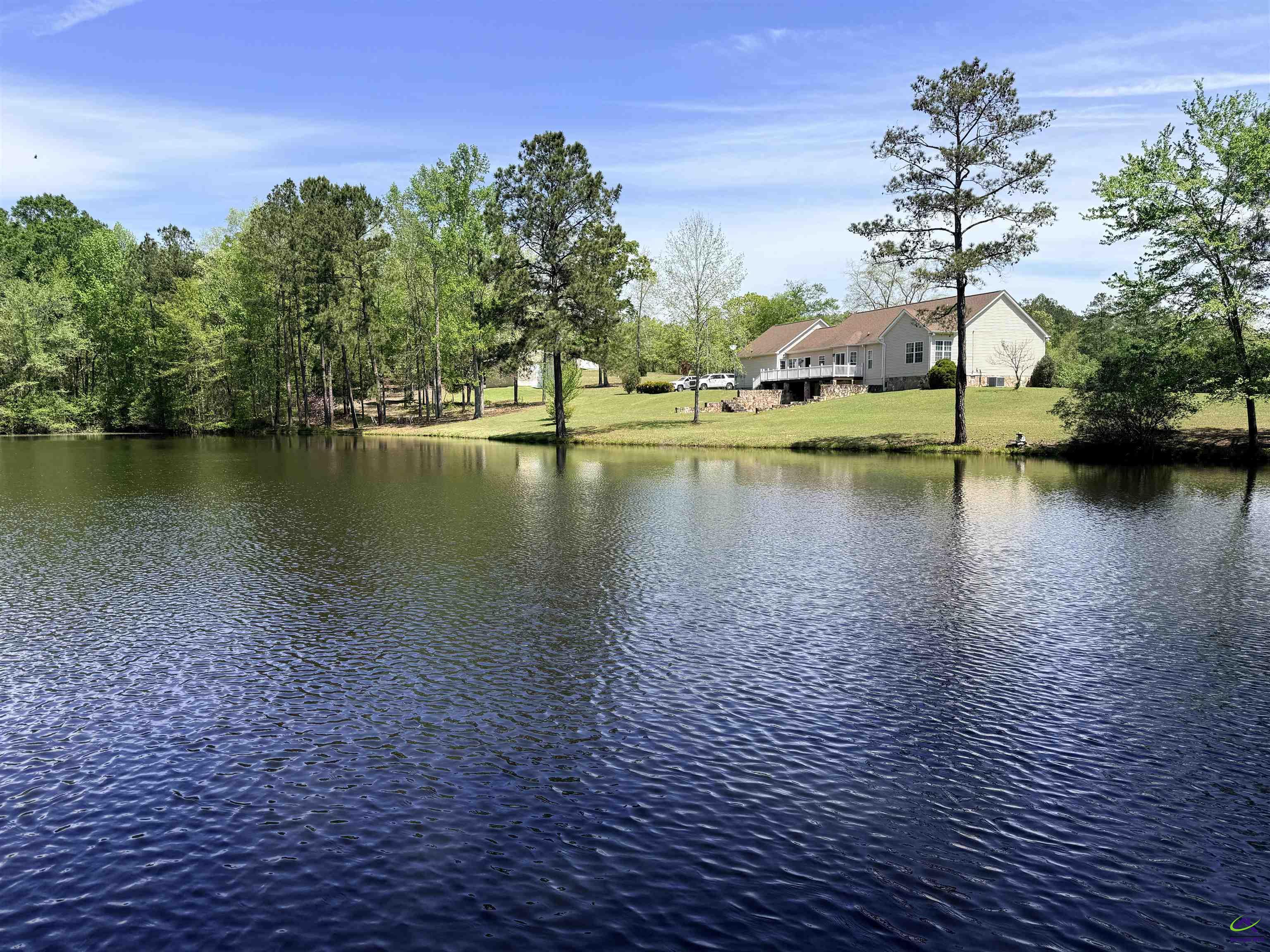 611 Moncrief Rd