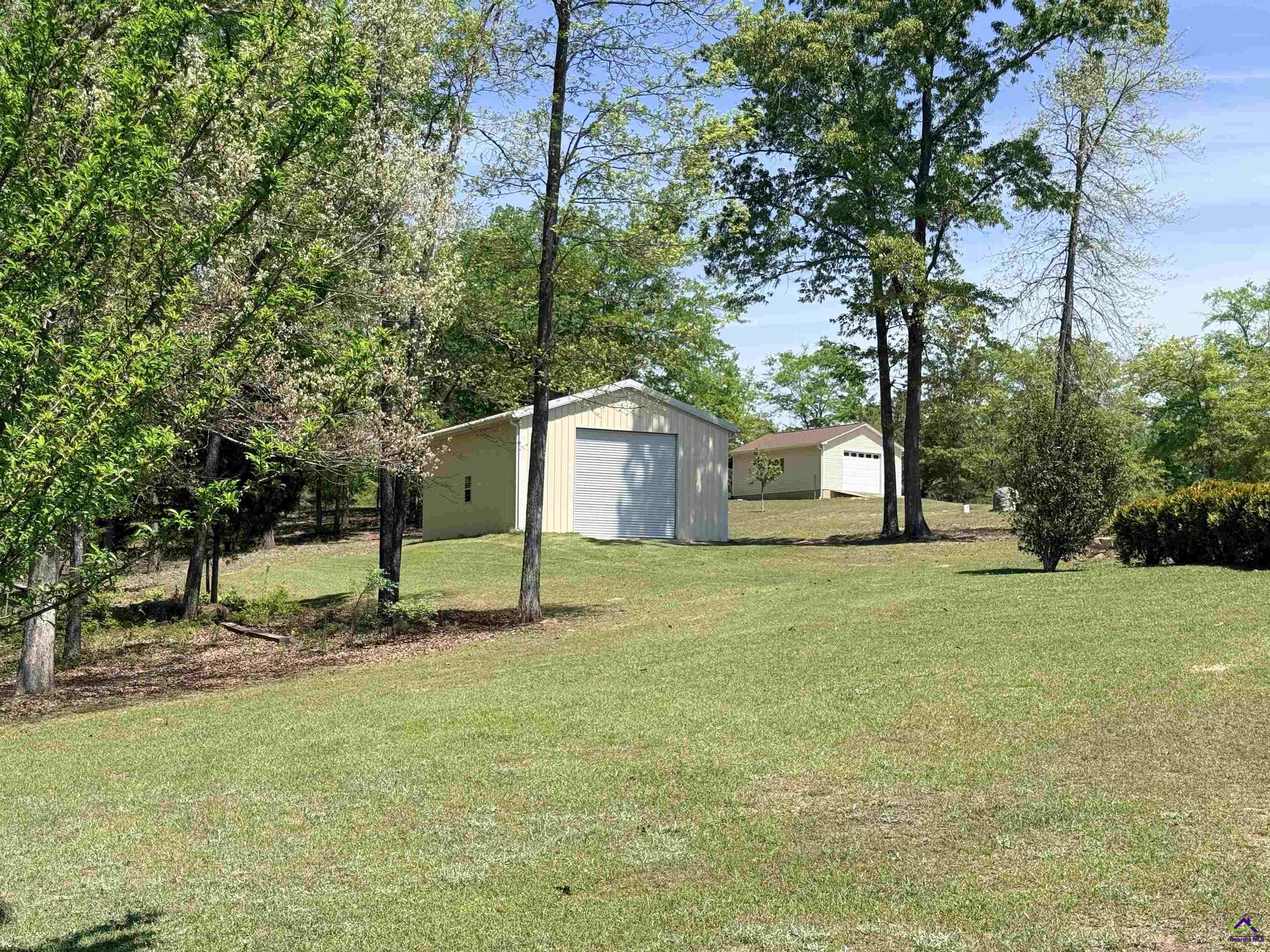 611 Moncrief Rd