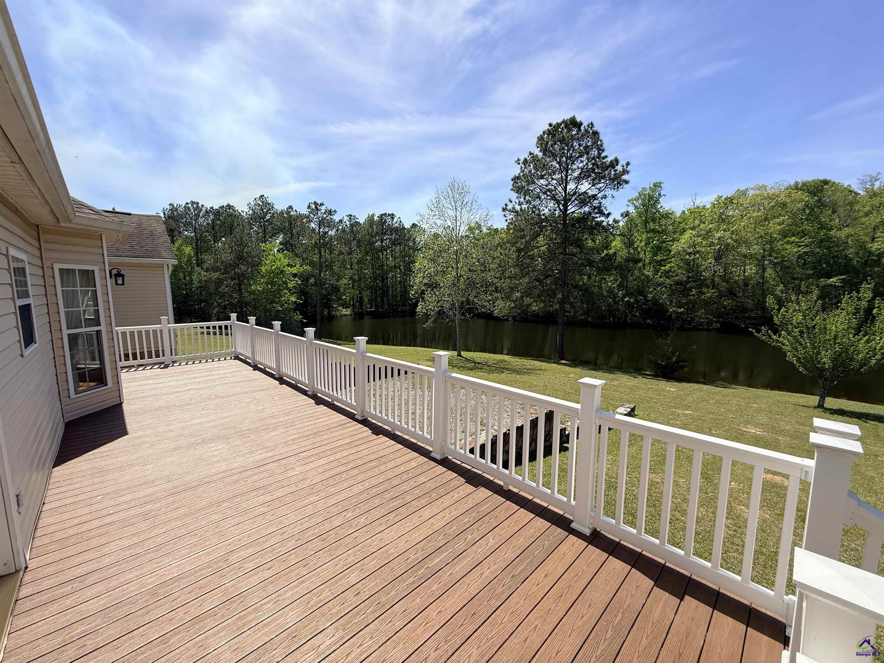 611 Moncrief Rd
