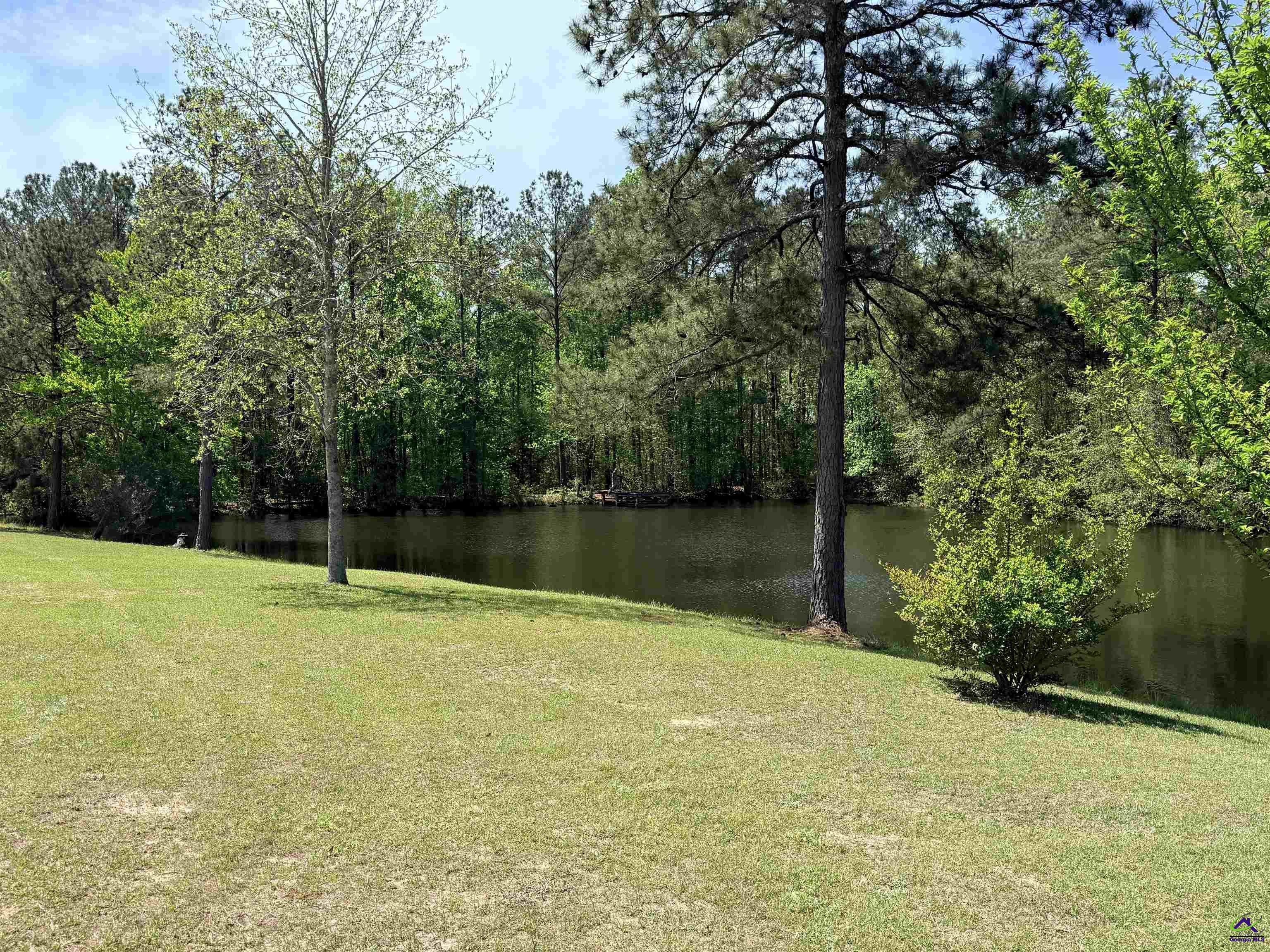 611 Moncrief Rd