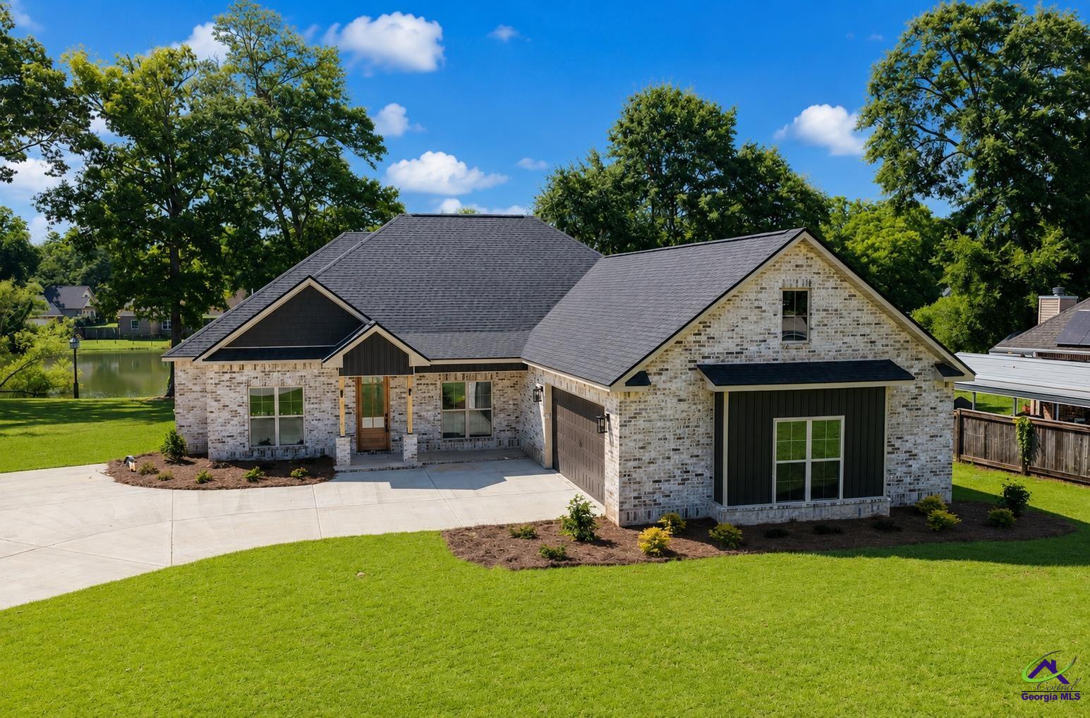 102 Rinns Way