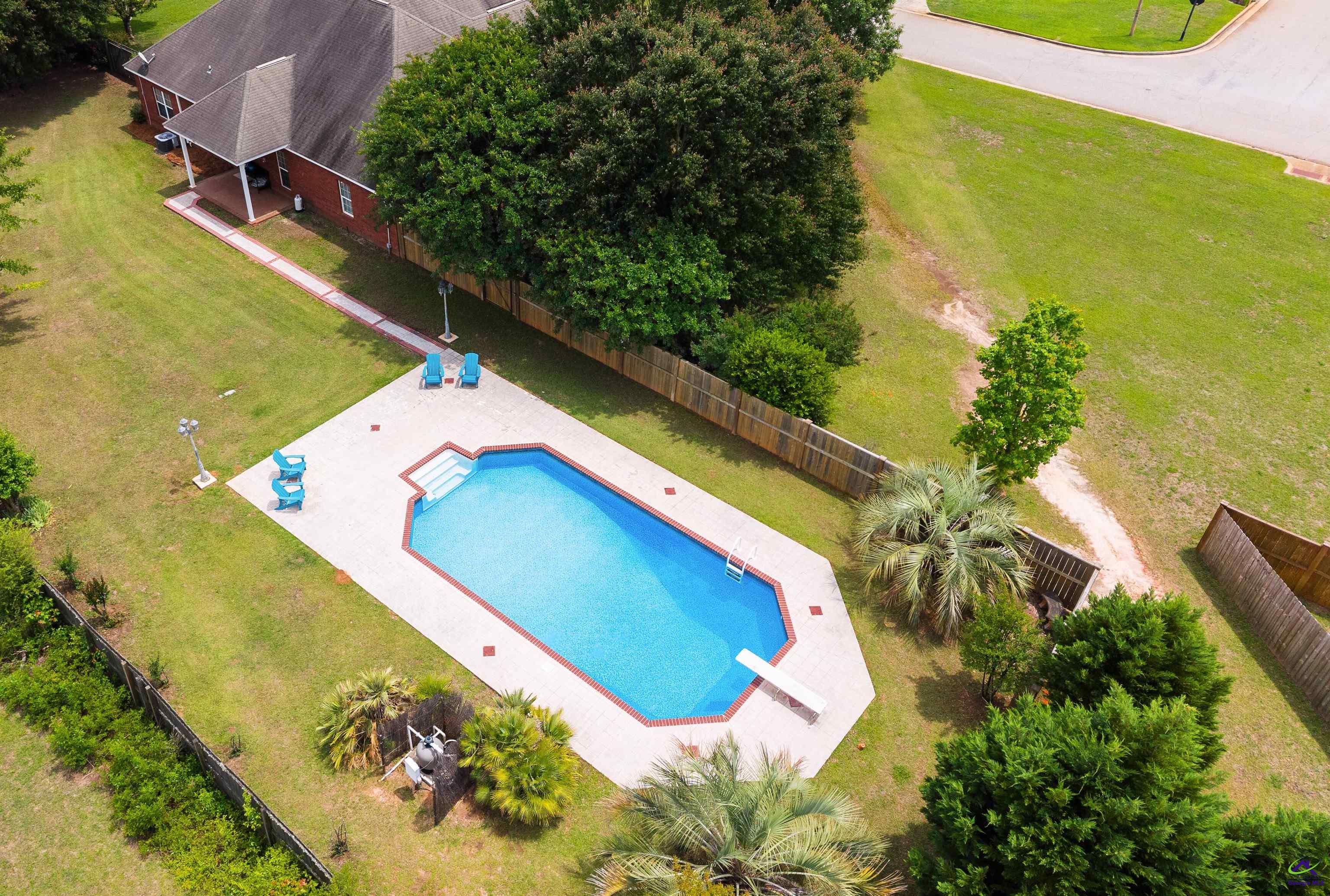 301 Hathersage Drive