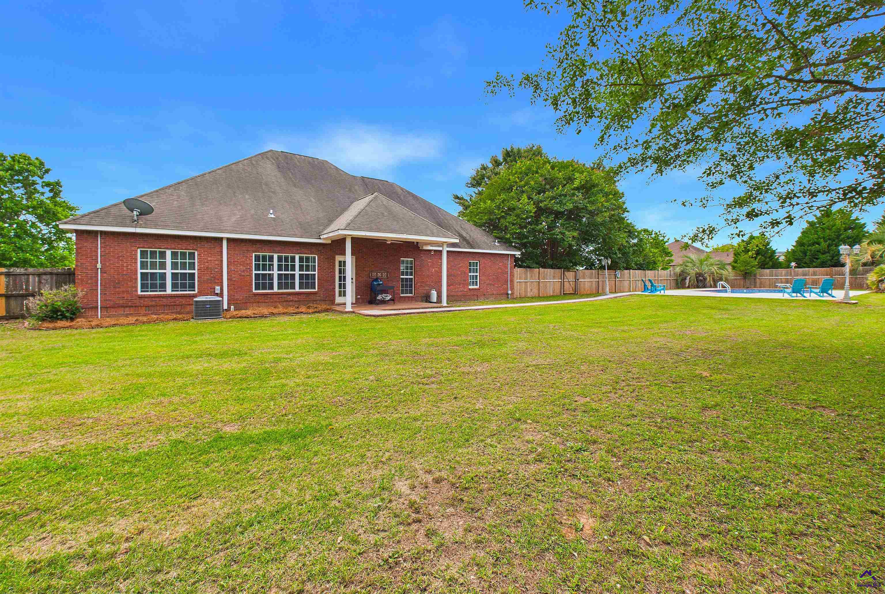 301 Hathersage Drive