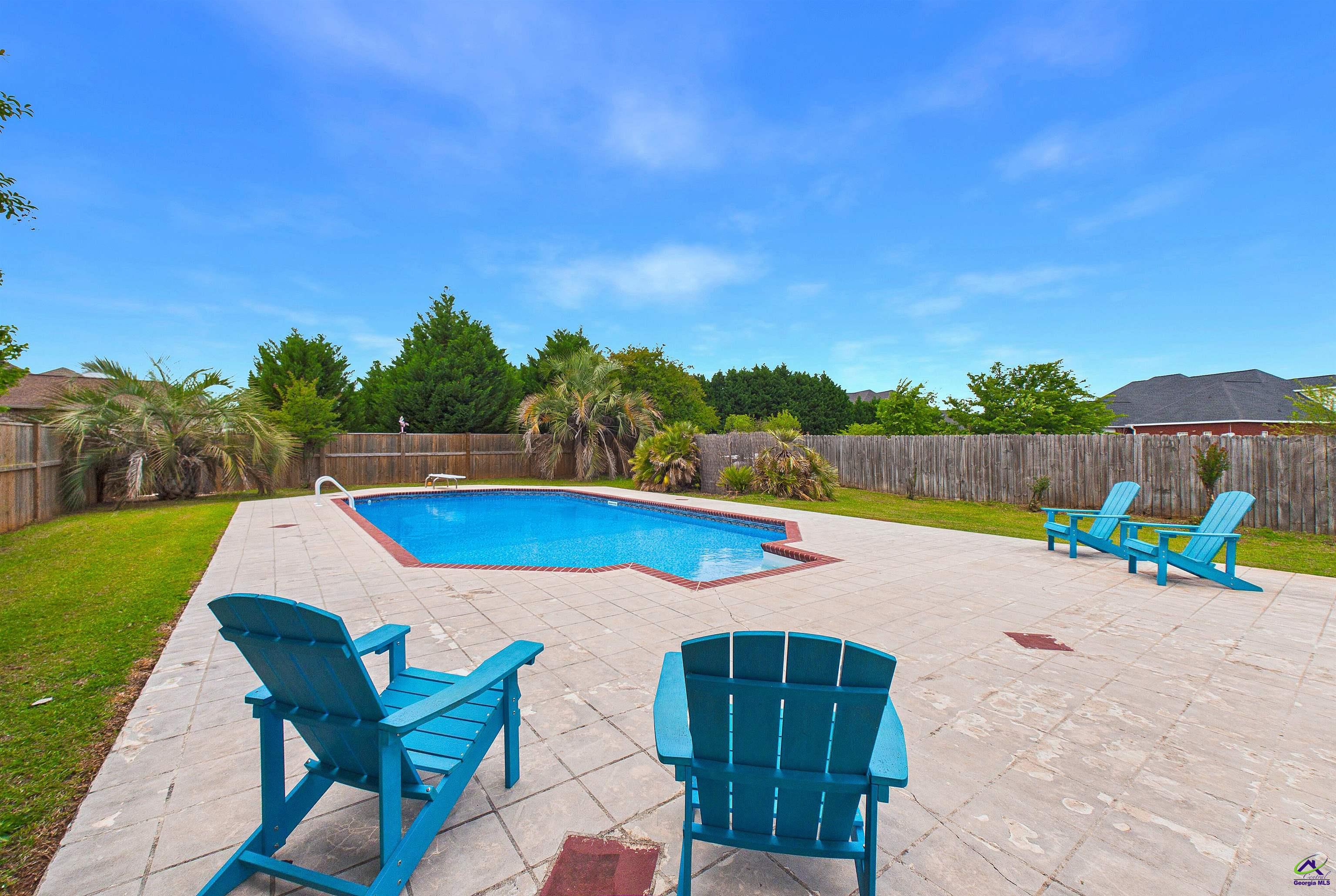 301 Hathersage Drive