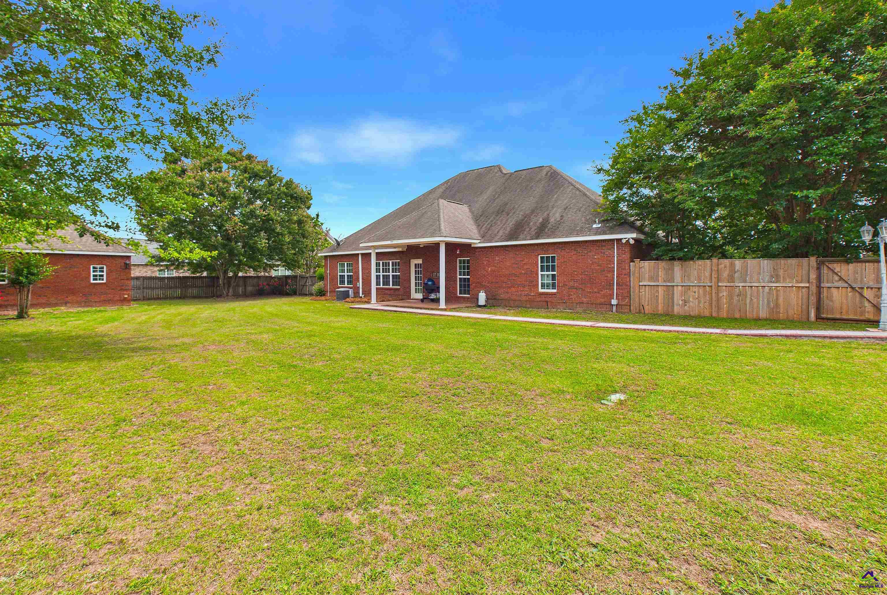 301 Hathersage Drive