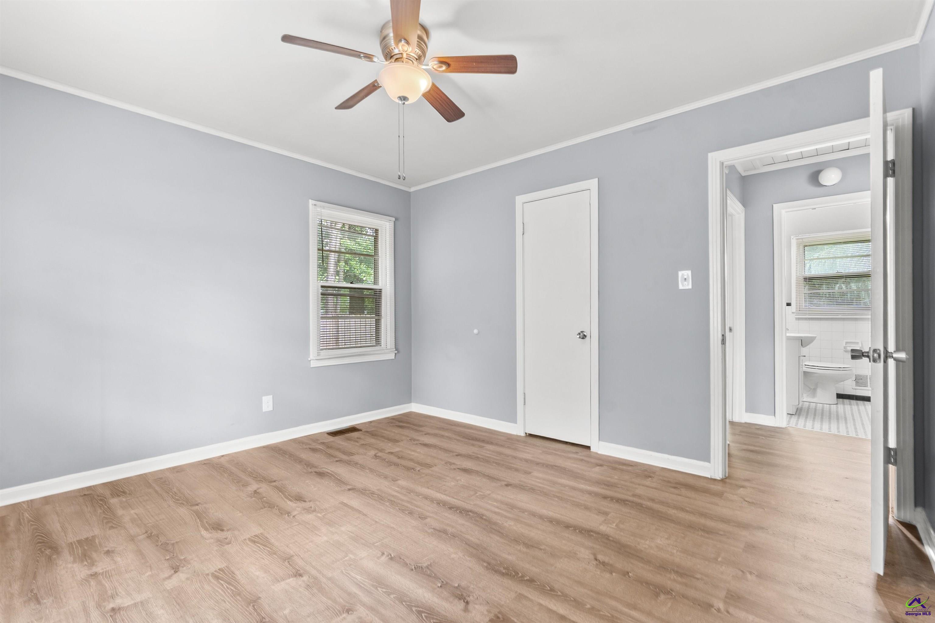 103 Woodlawn Avenue