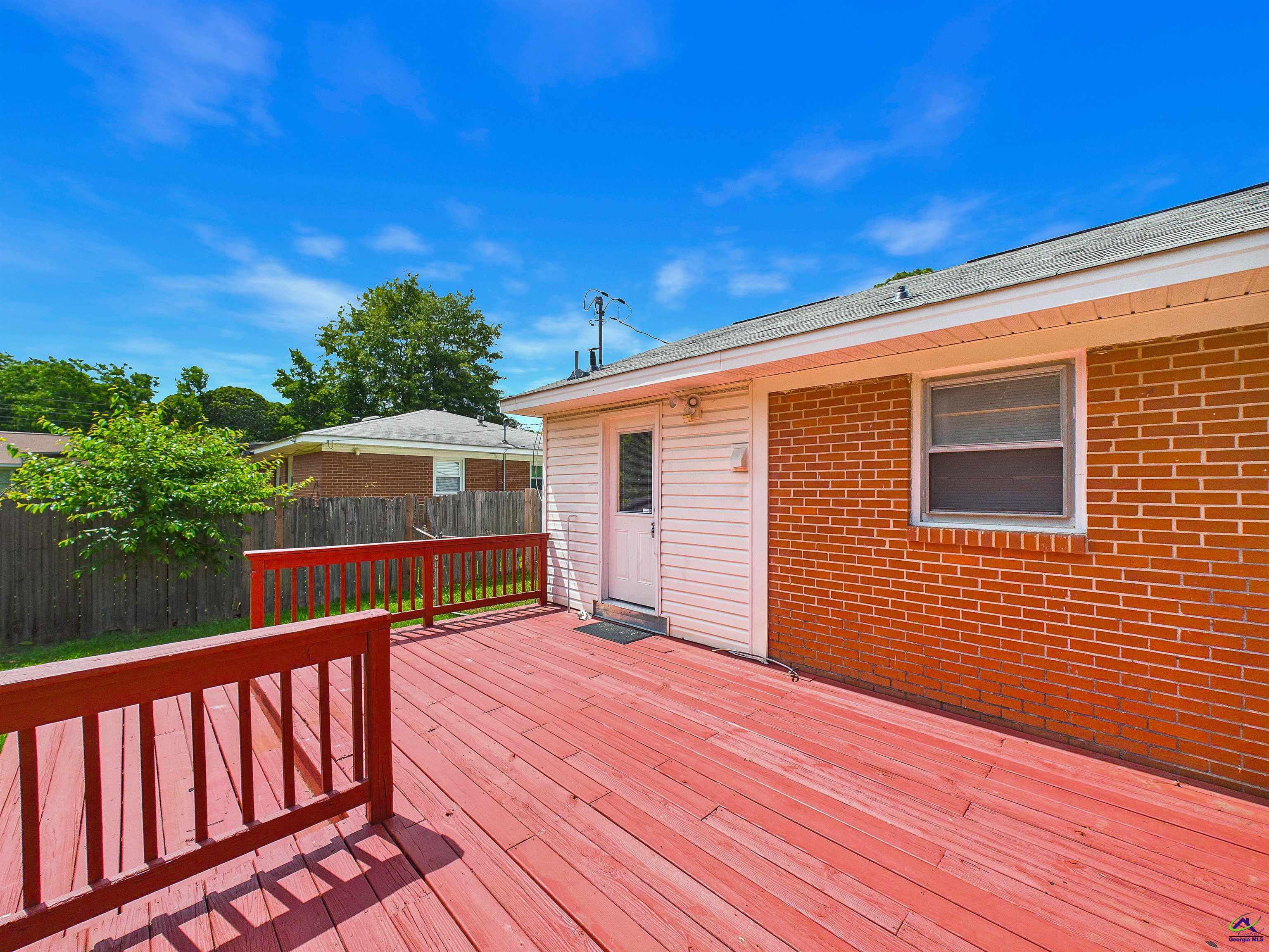 103 Woodlawn Avenue