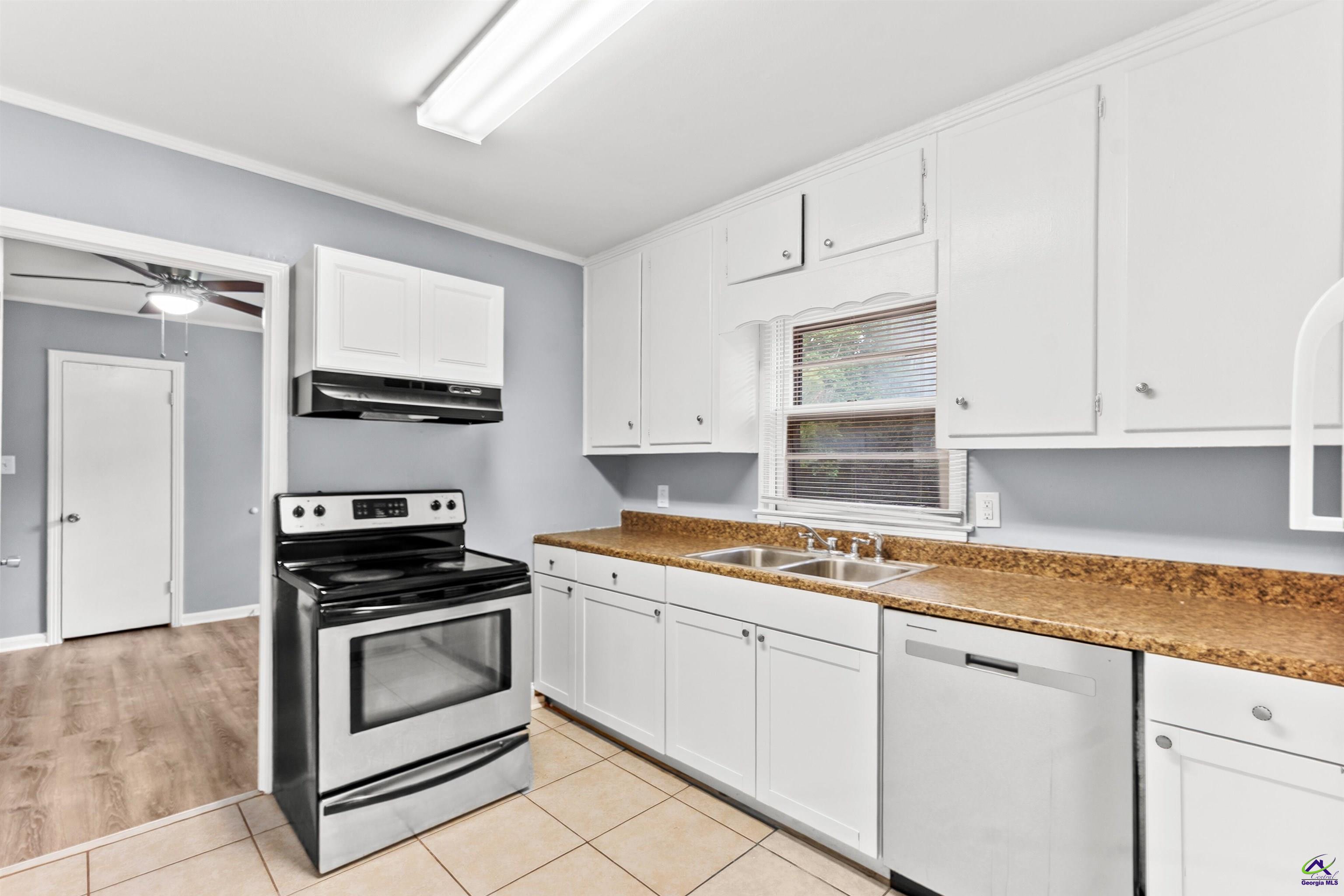 103 Woodlawn Avenue