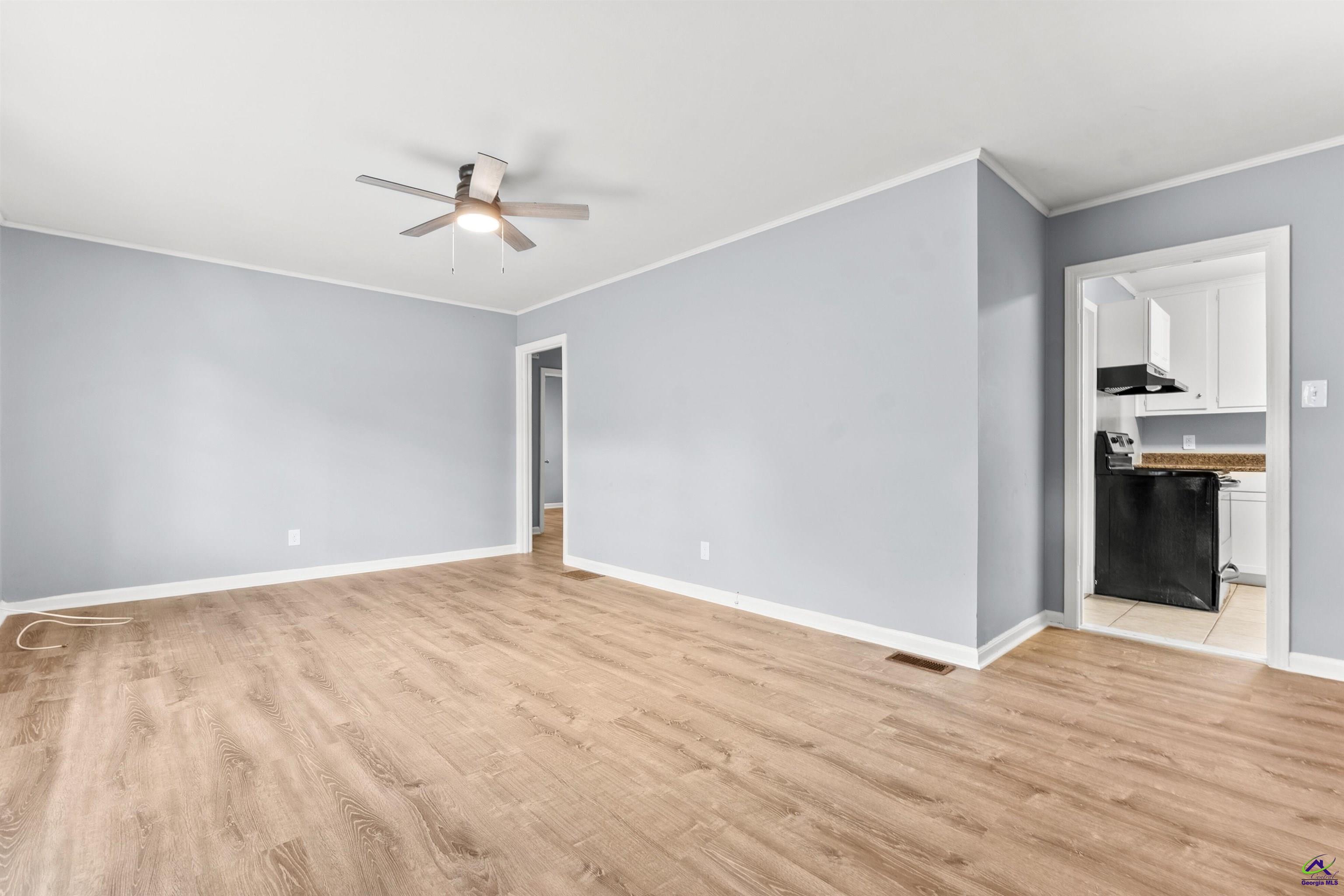 103 Woodlawn Avenue