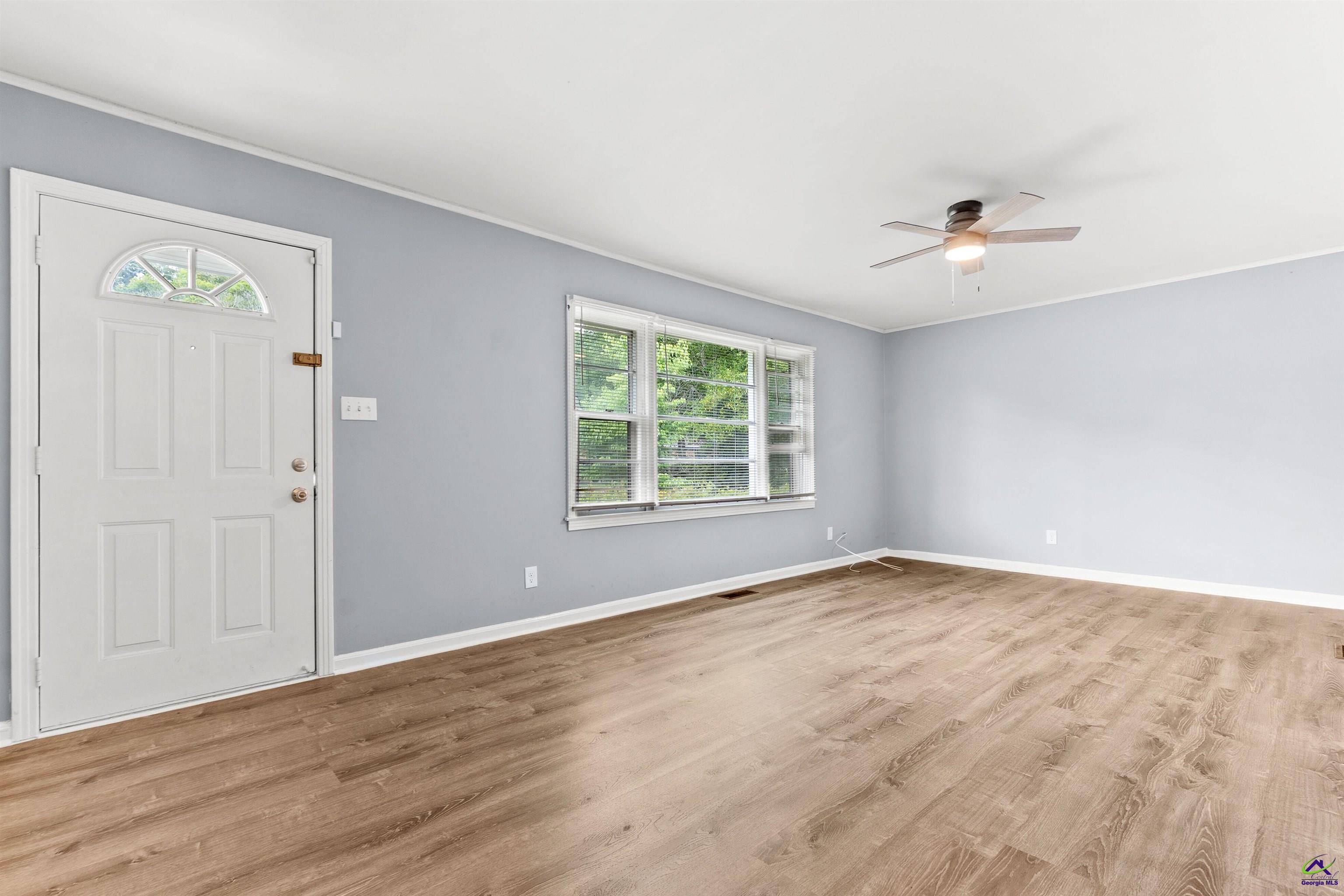103 Woodlawn Avenue