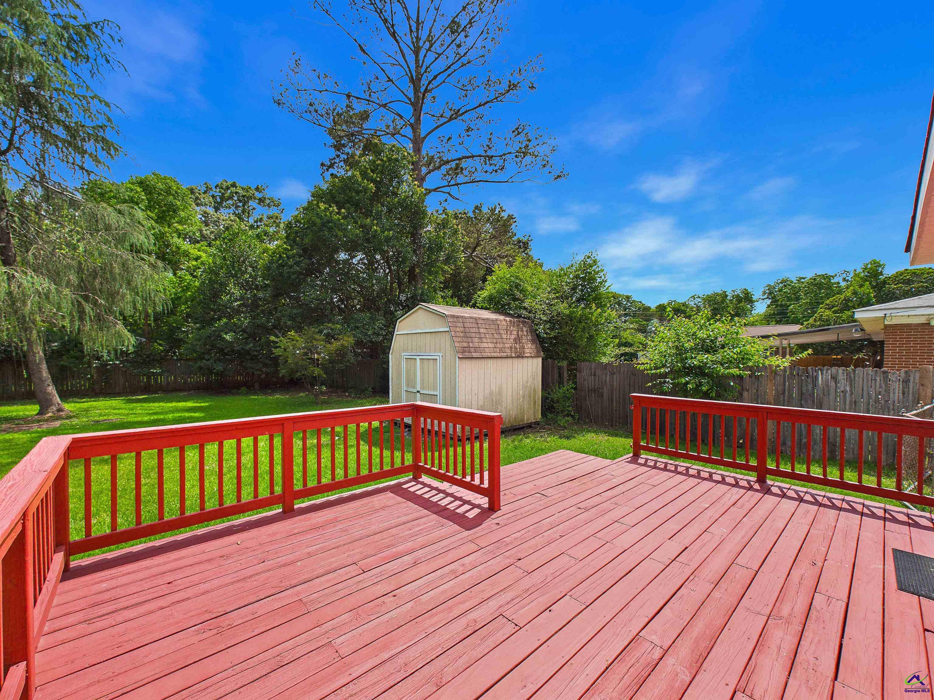 103 Woodlawn Avenue