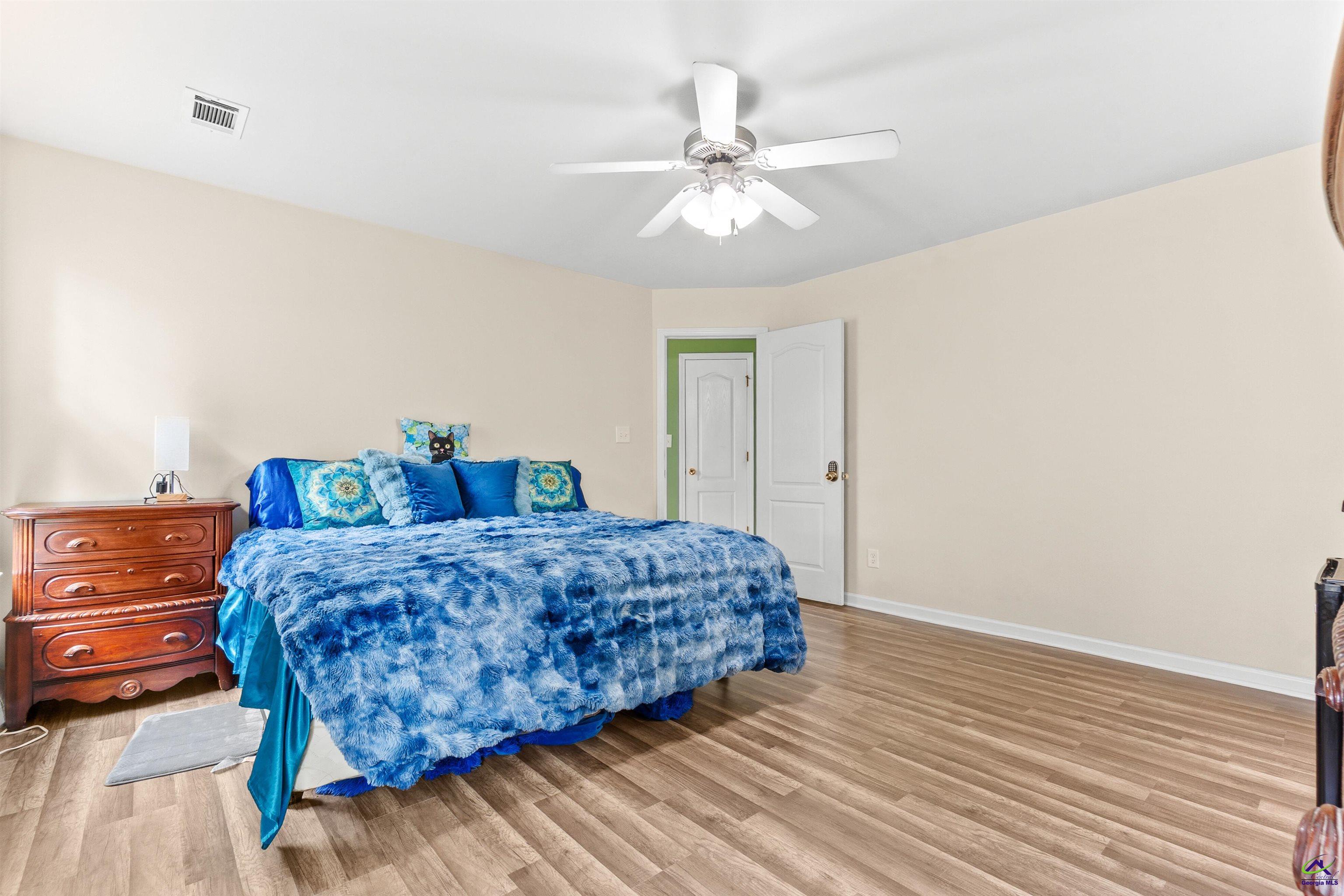 205 Olde Hickory Circle