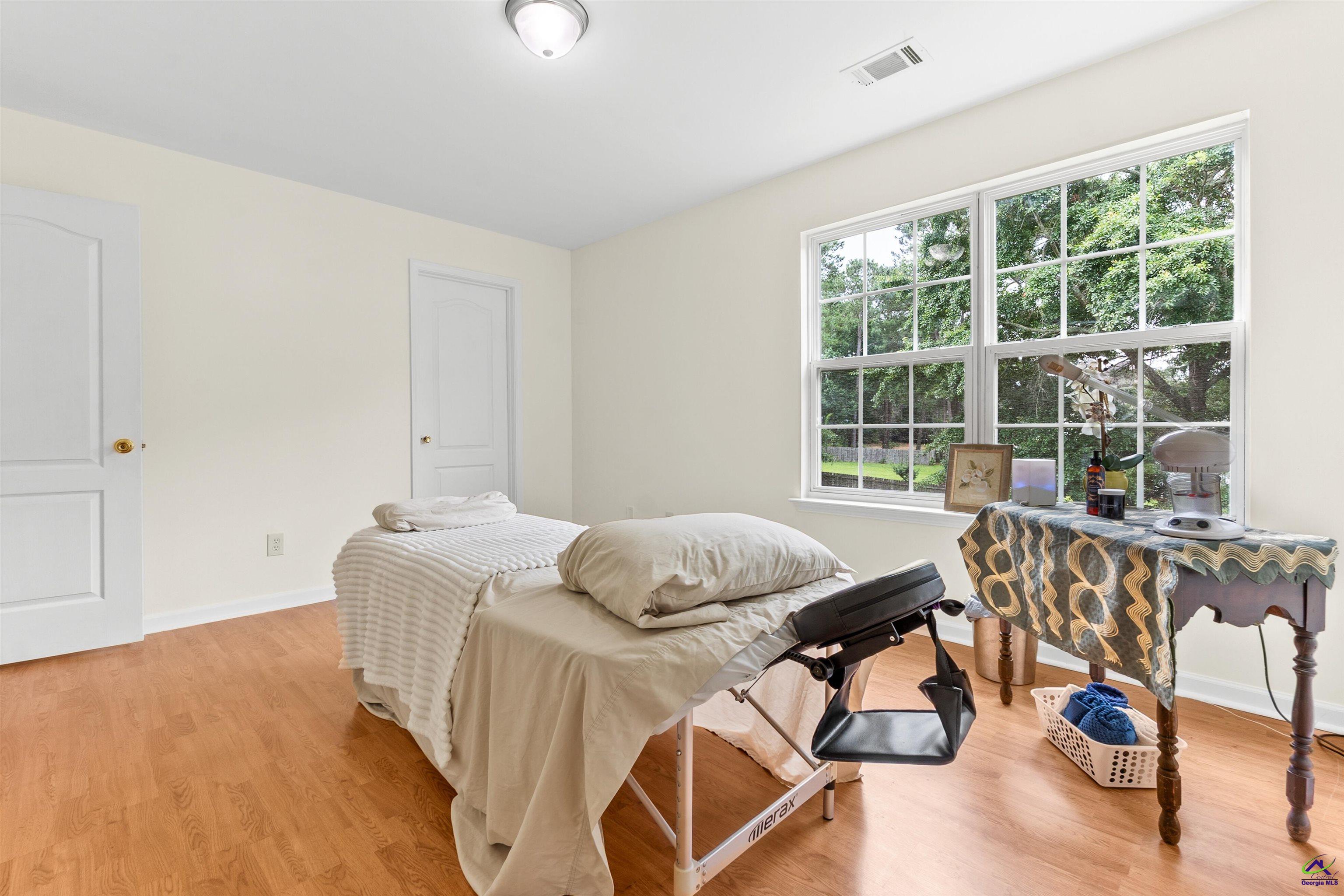 205 Olde Hickory Circle