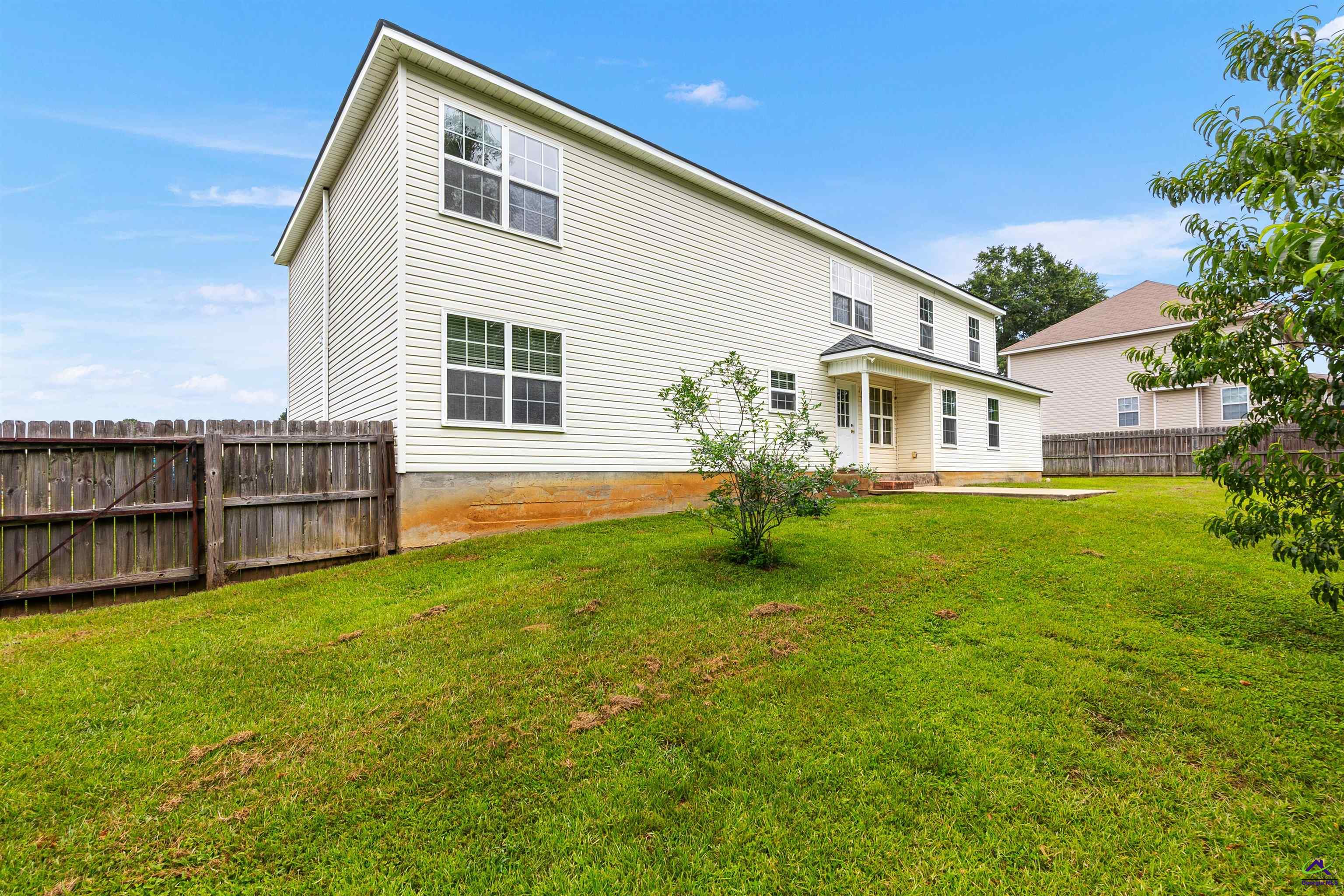 205 Olde Hickory Circle