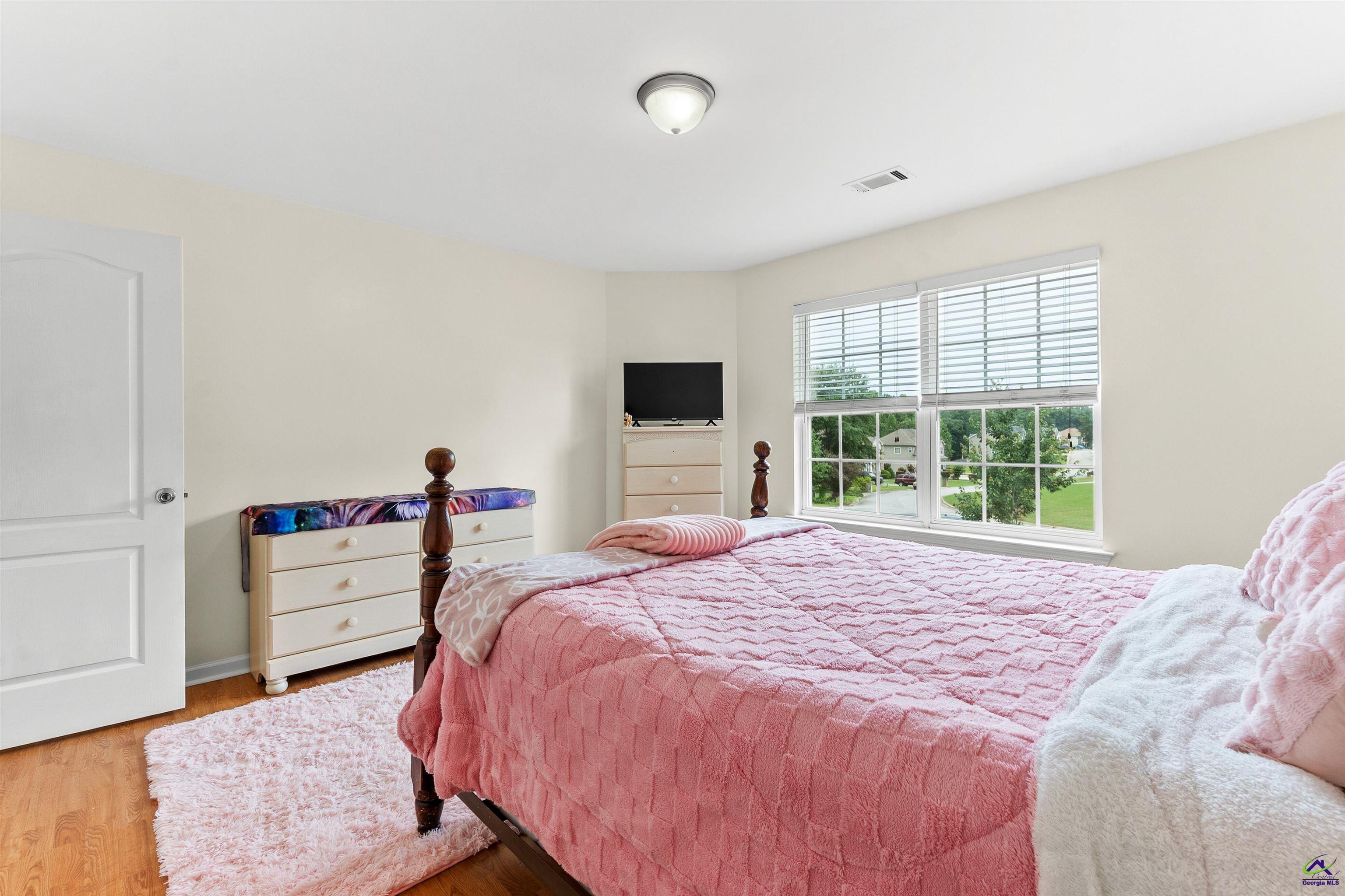 205 Olde Hickory Circle
