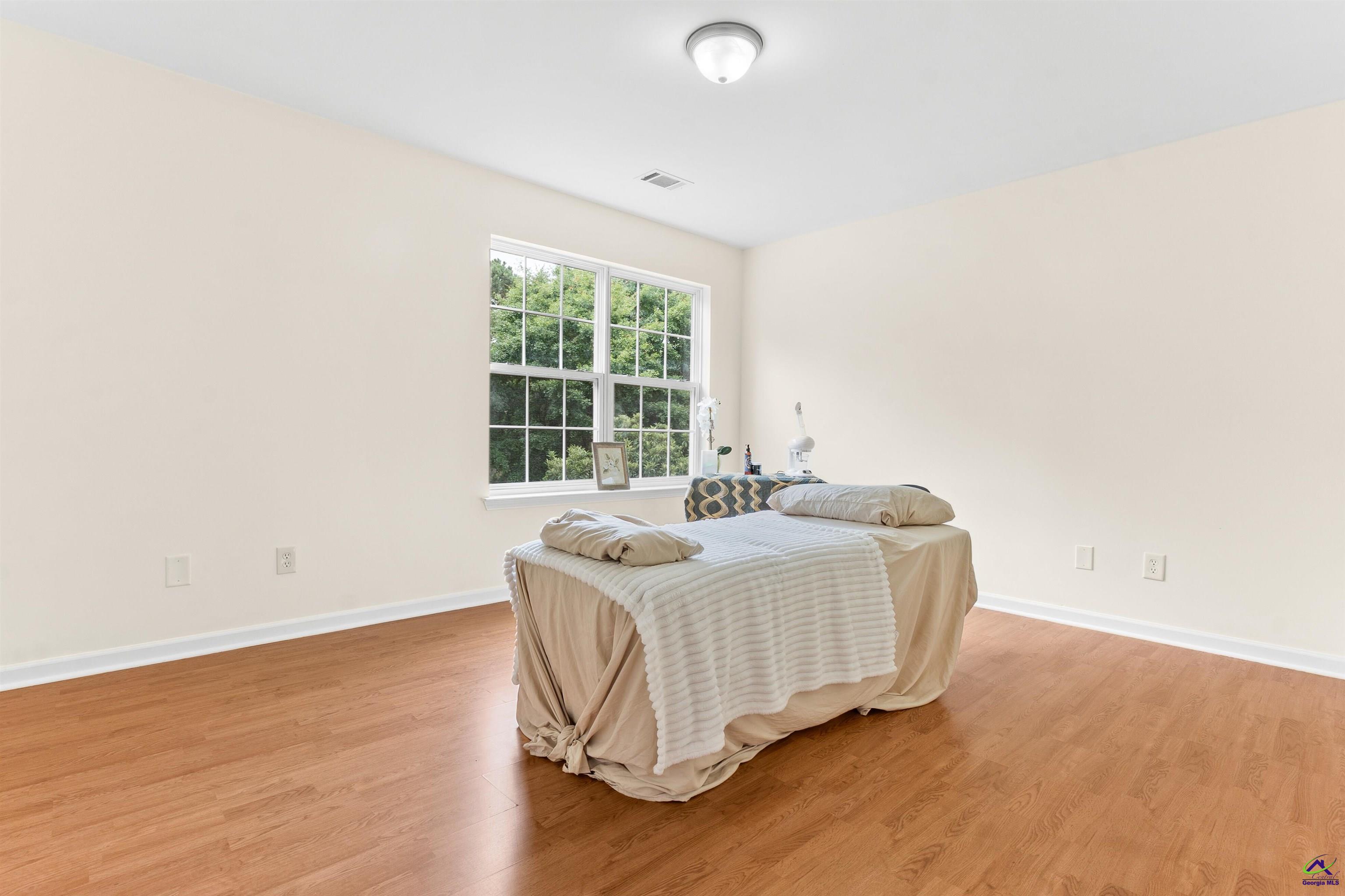205 Olde Hickory Circle
