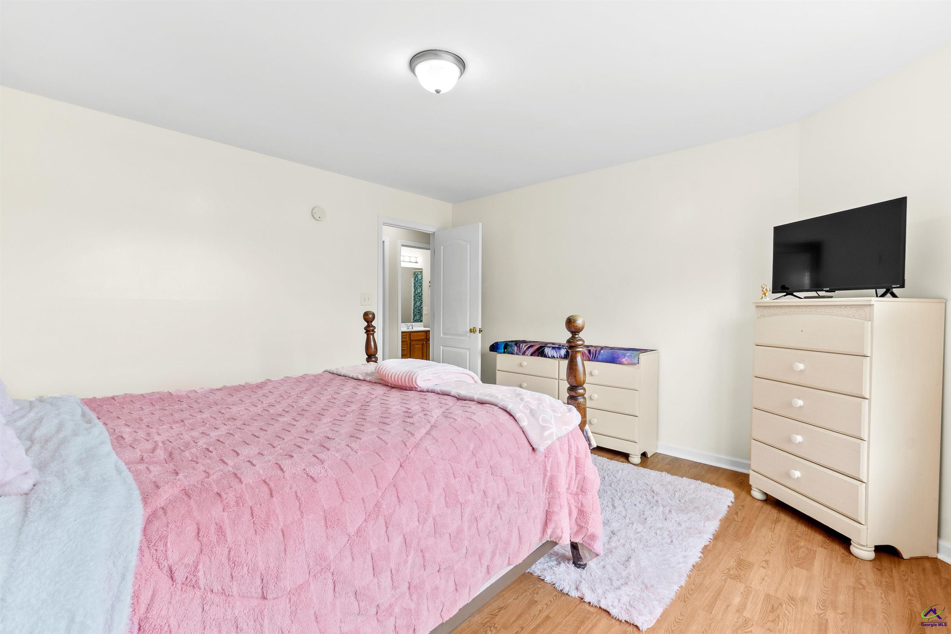 205 Olde Hickory Circle