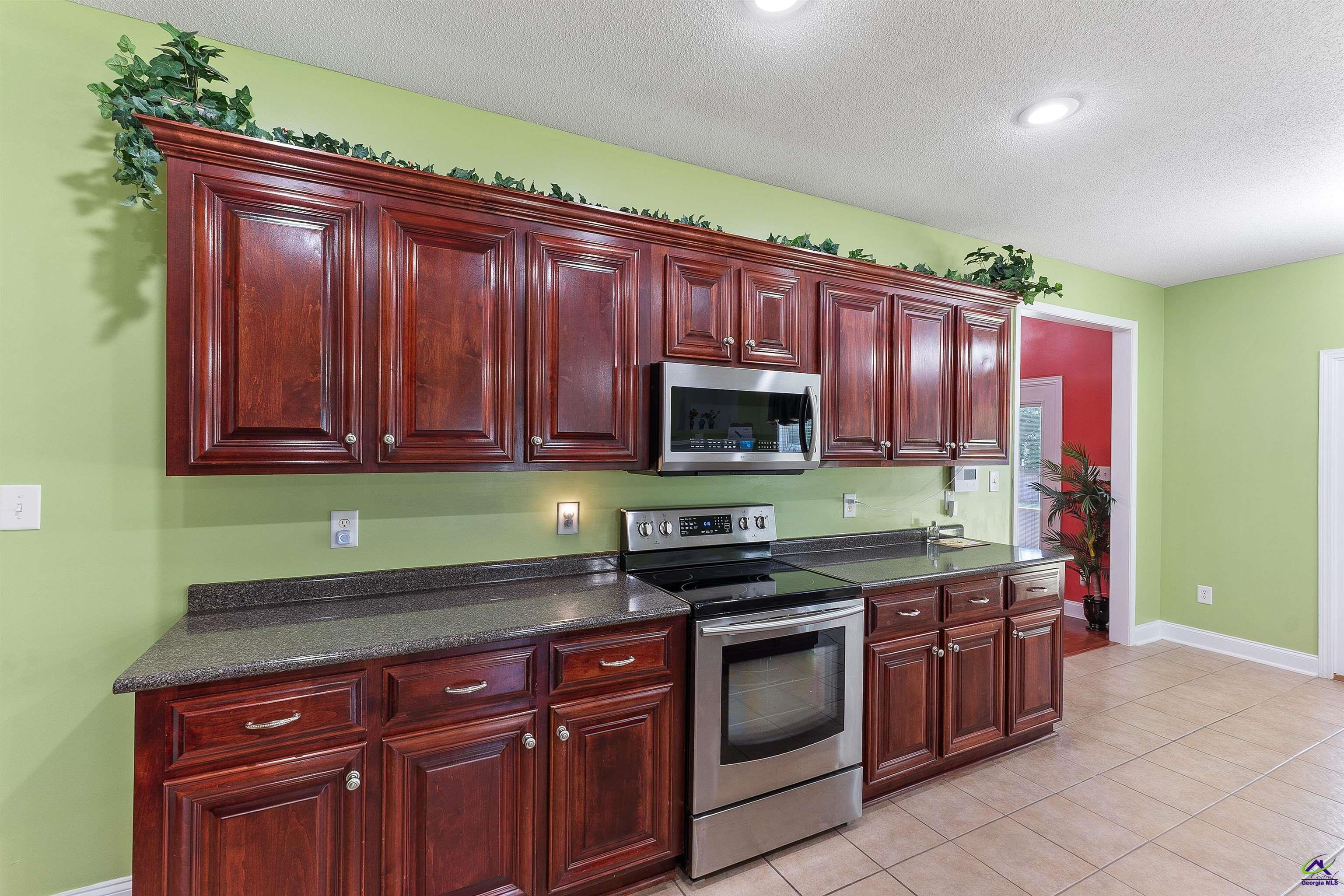 221 Hathersage Drive