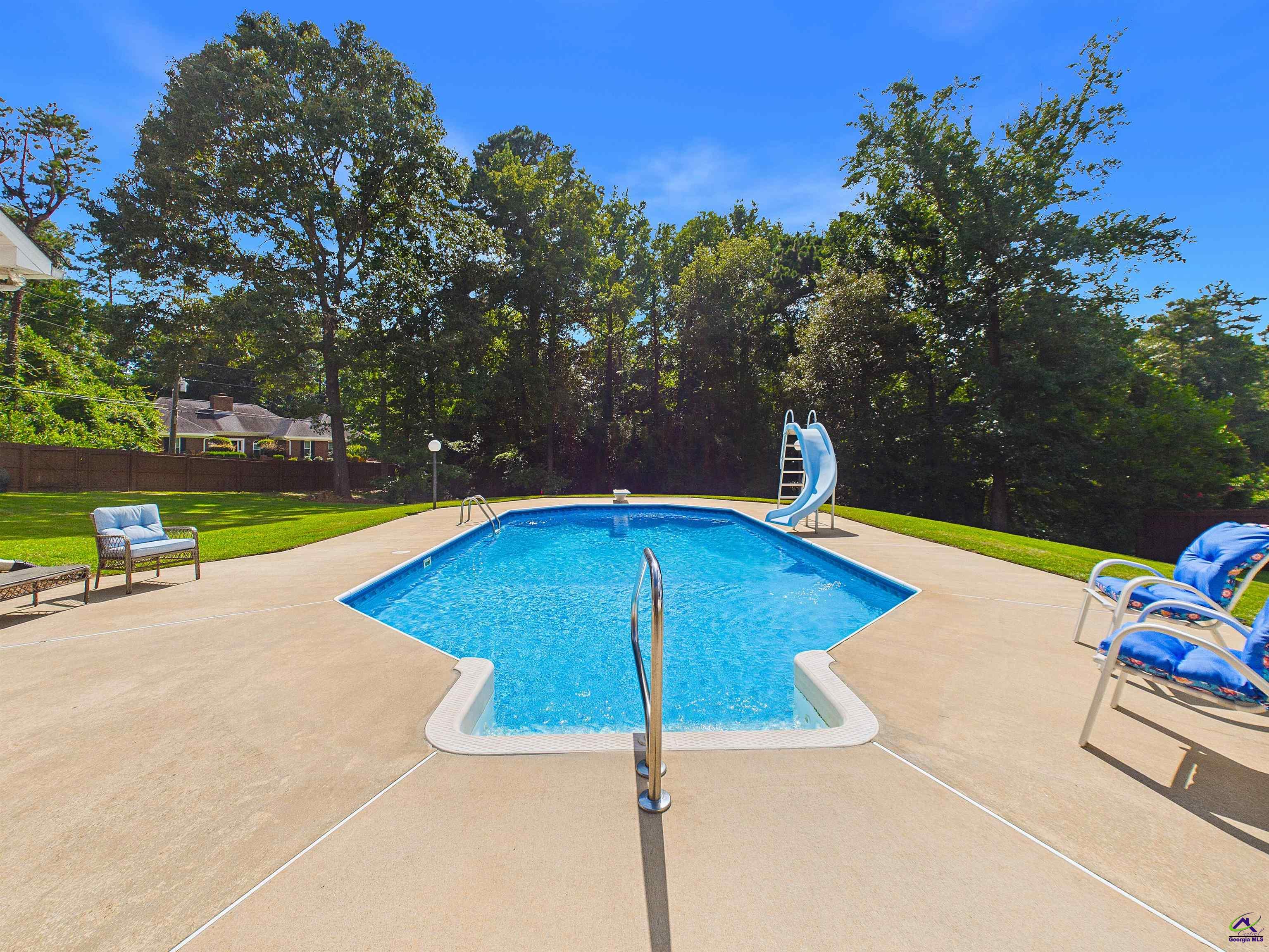 241 Shenandoah Trail