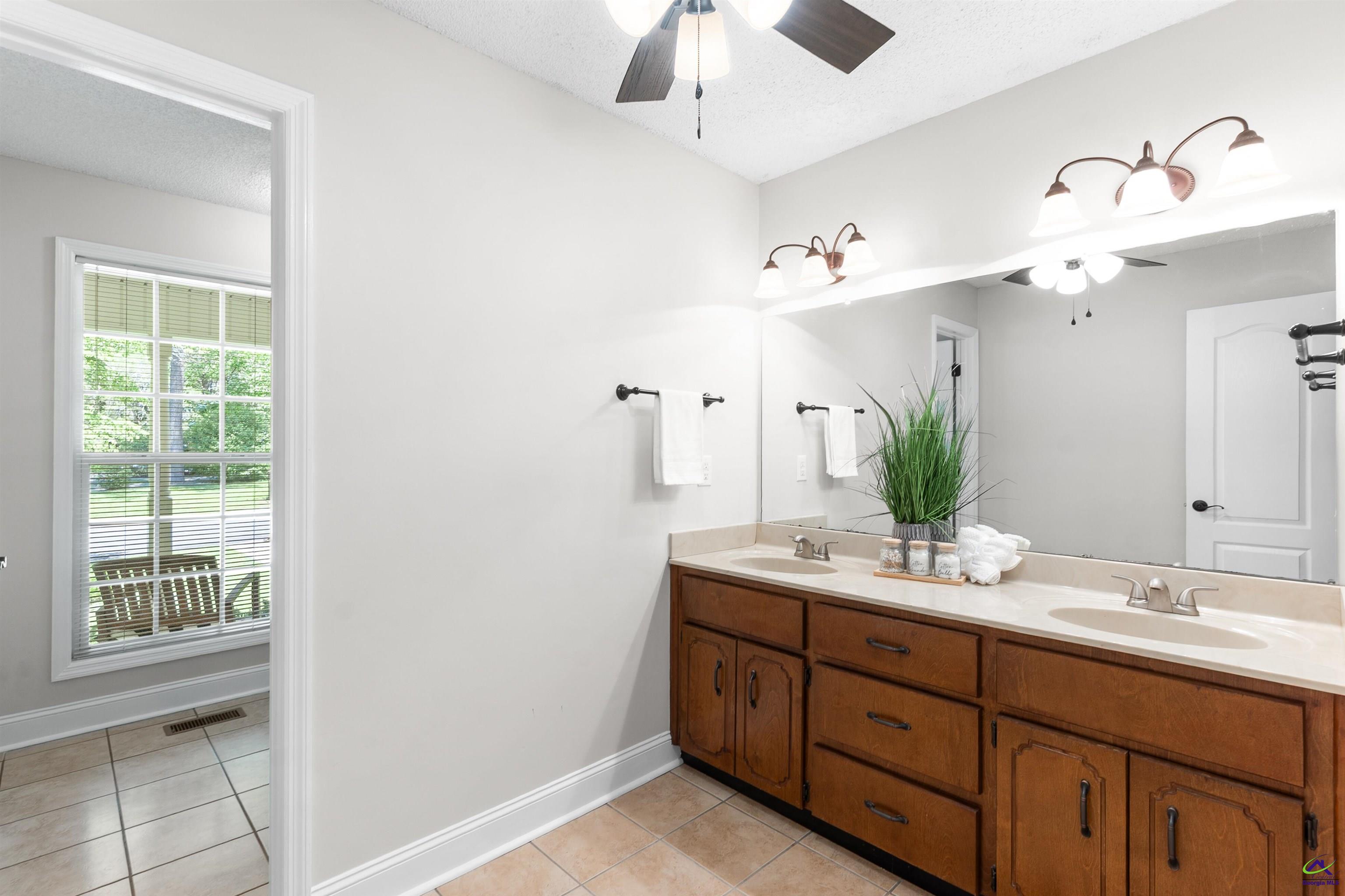 241 Shenandoah Trail