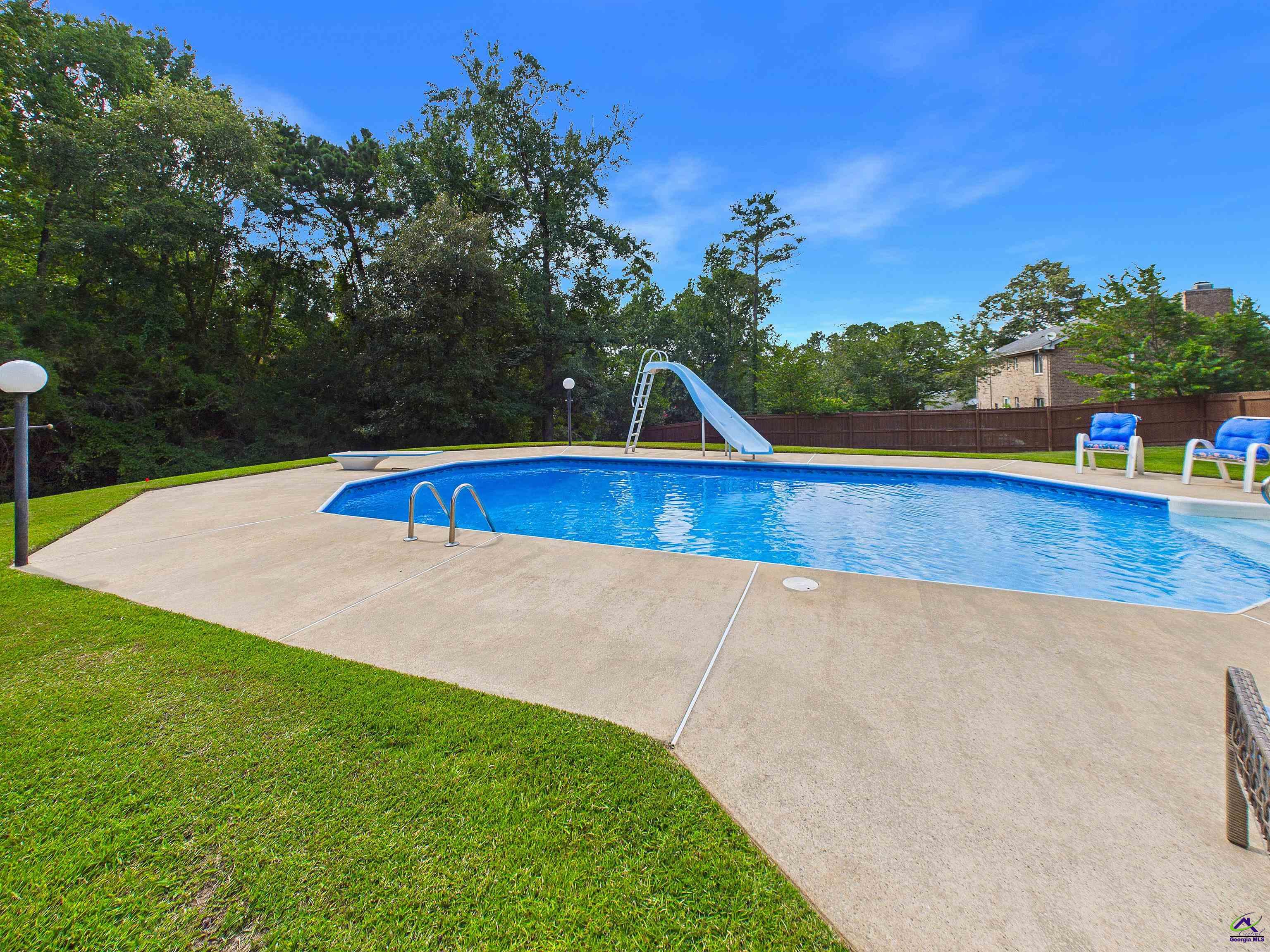 241 Shenandoah Trail