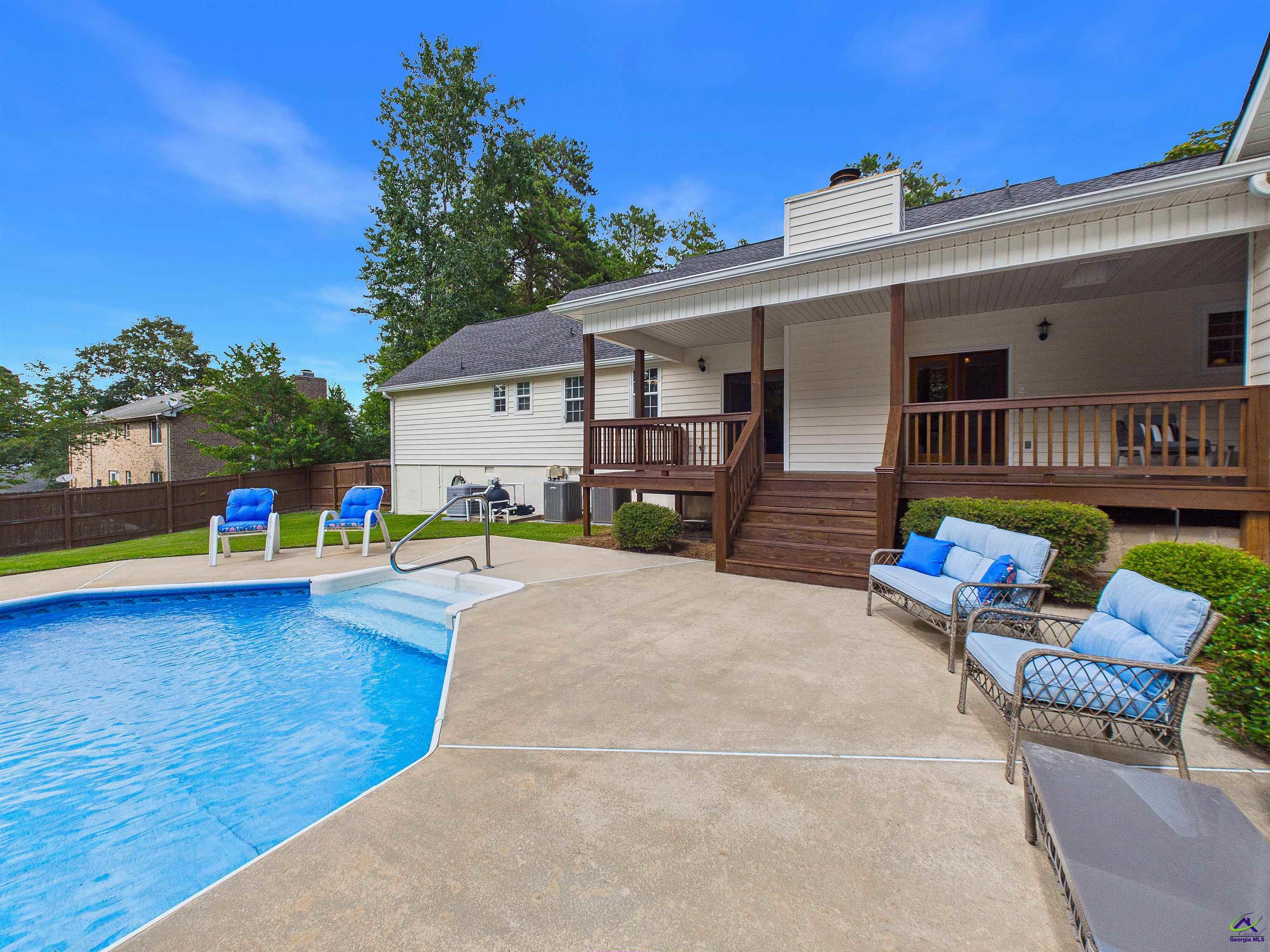 241 Shenandoah Trail