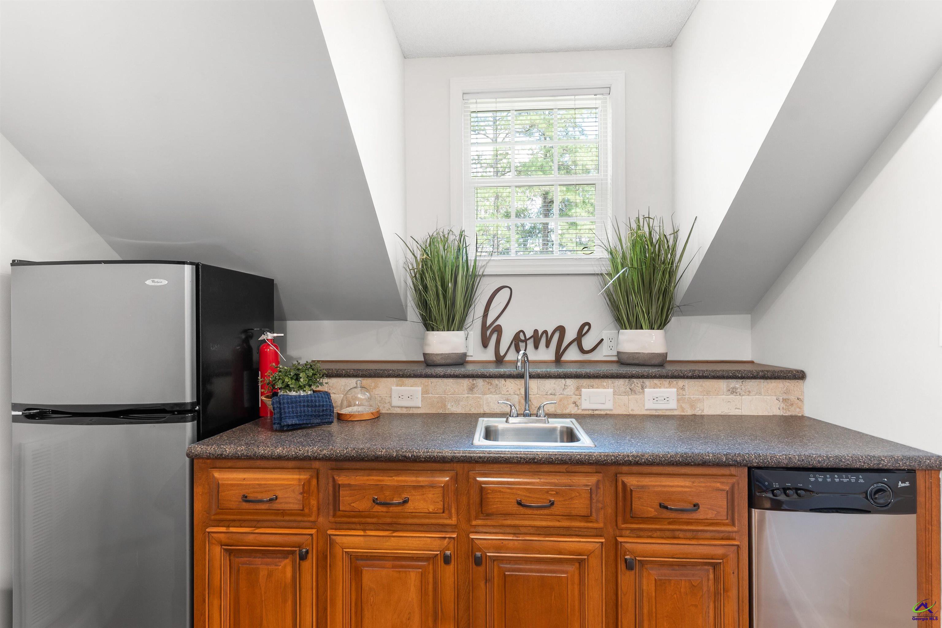 241 Shenandoah Trail