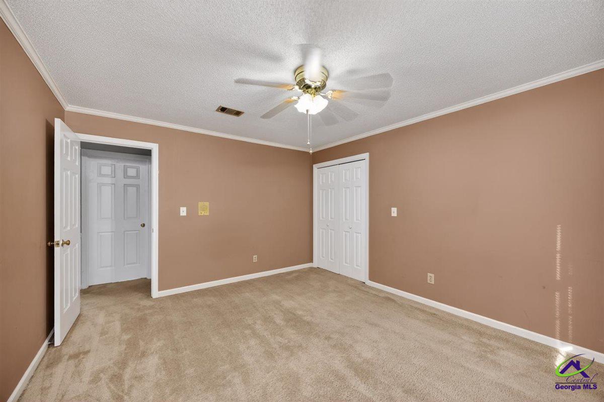 114 Nassau Ct