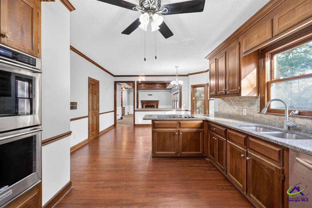 114 Nassau Ct