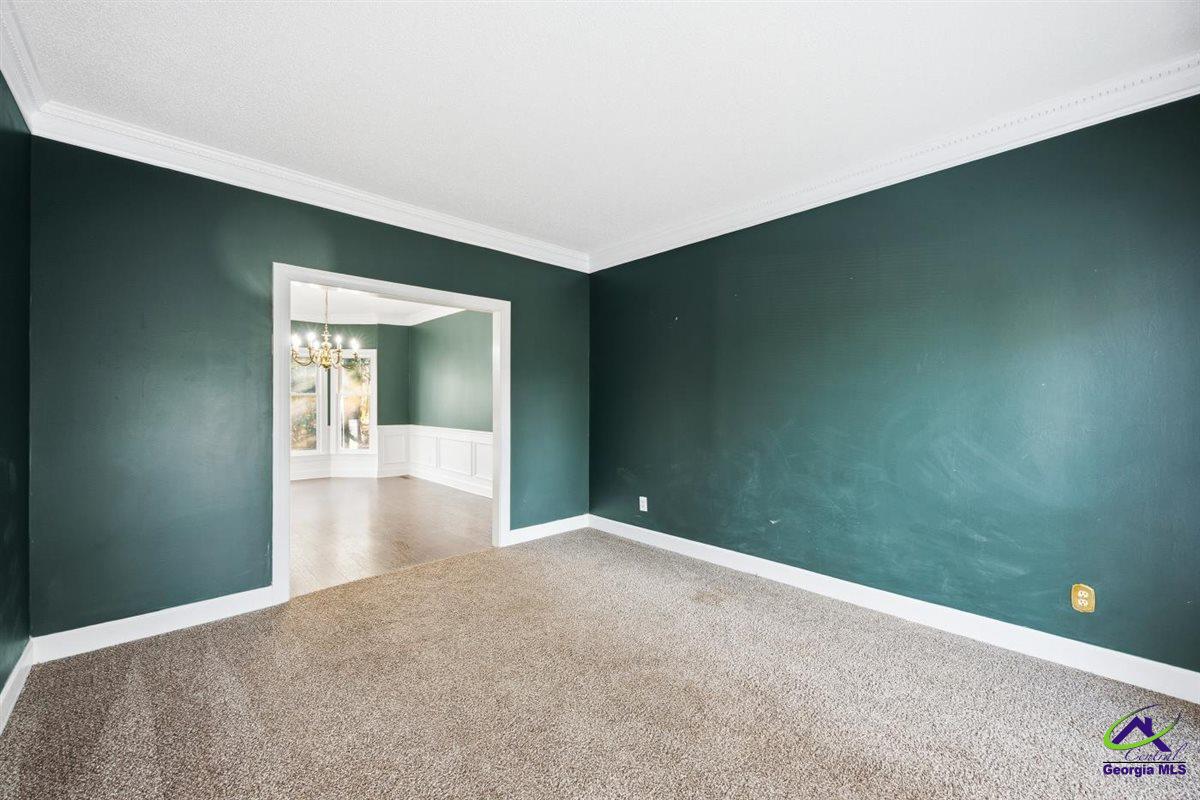 114 Nassau Ct
