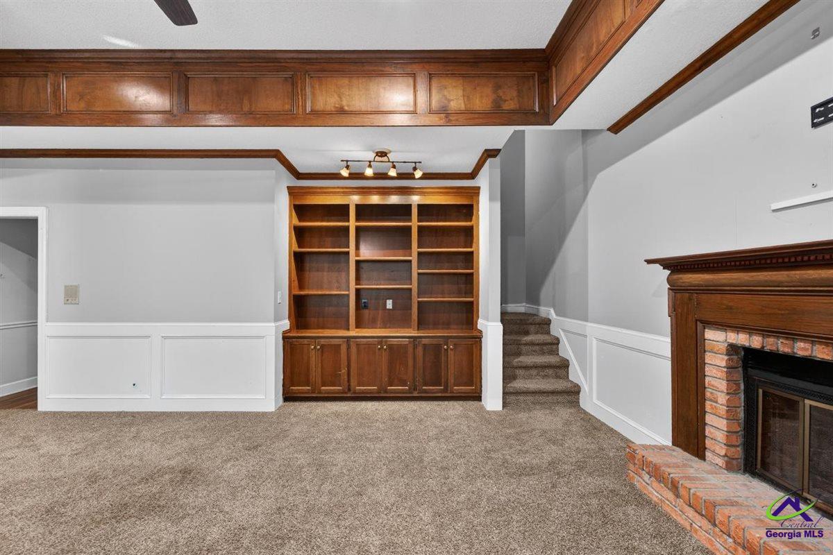 114 Nassau Ct