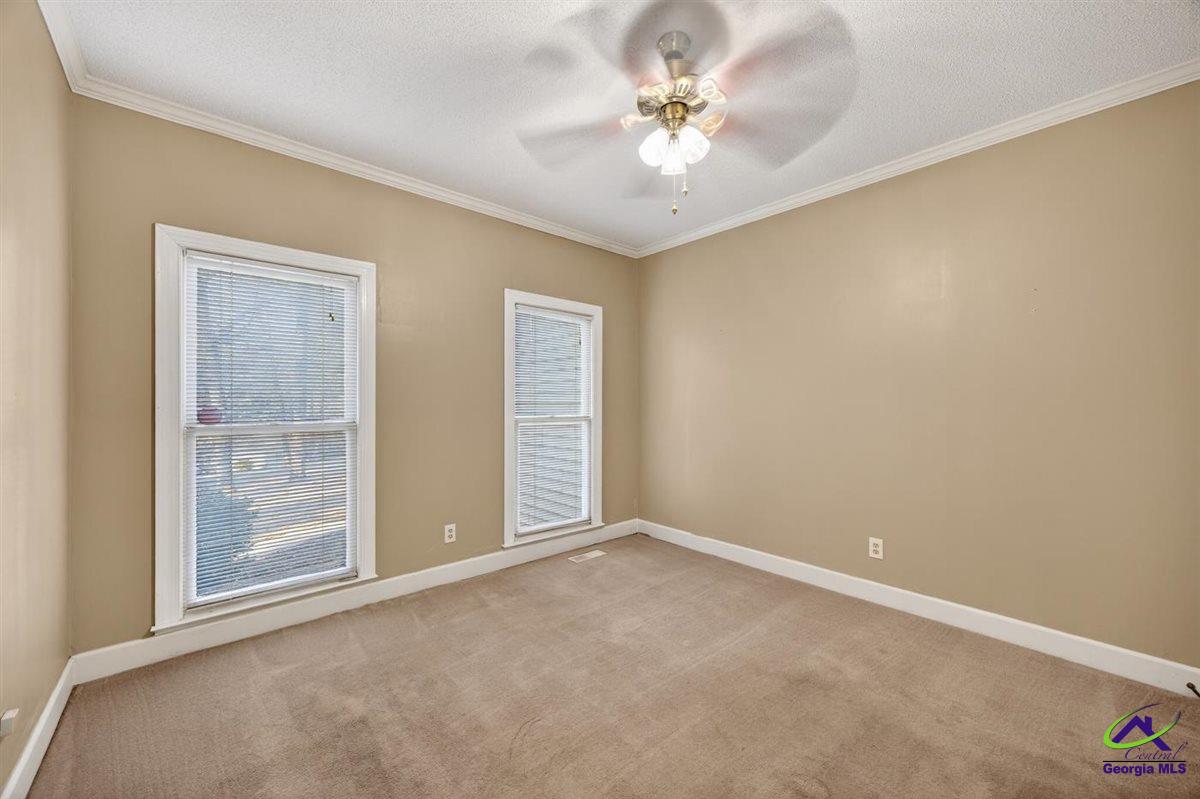 114 Nassau Ct
