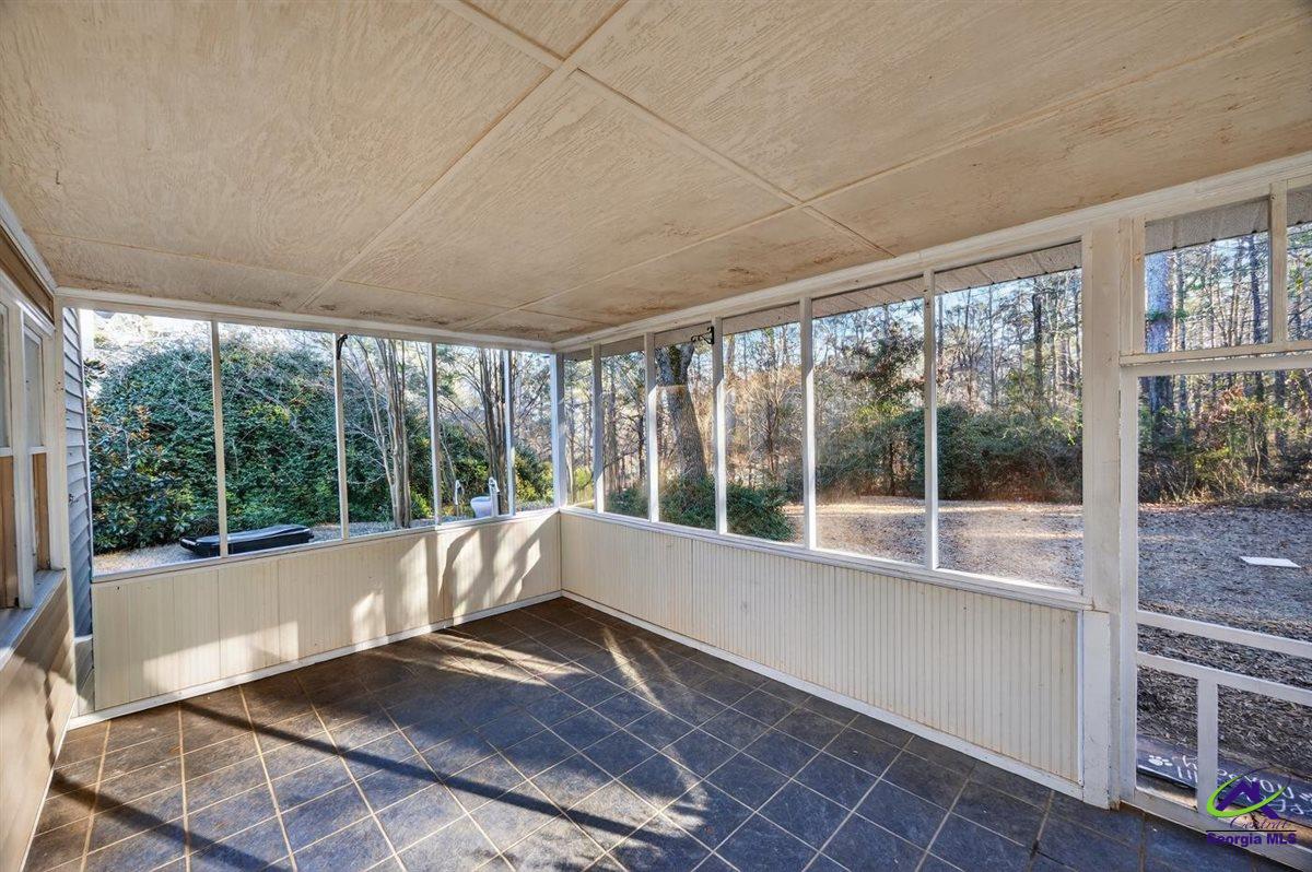 114 Nassau Ct