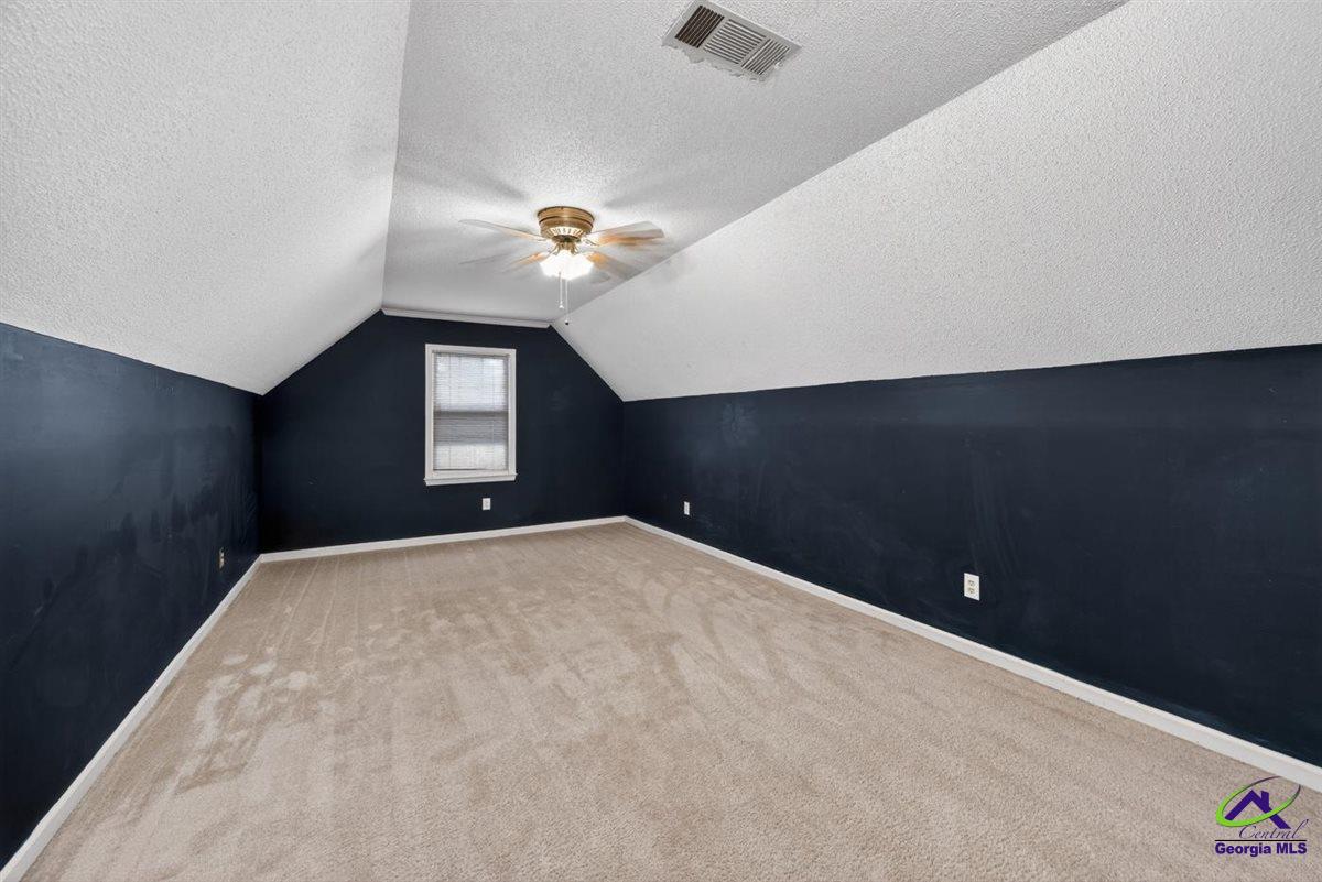 114 Nassau Ct