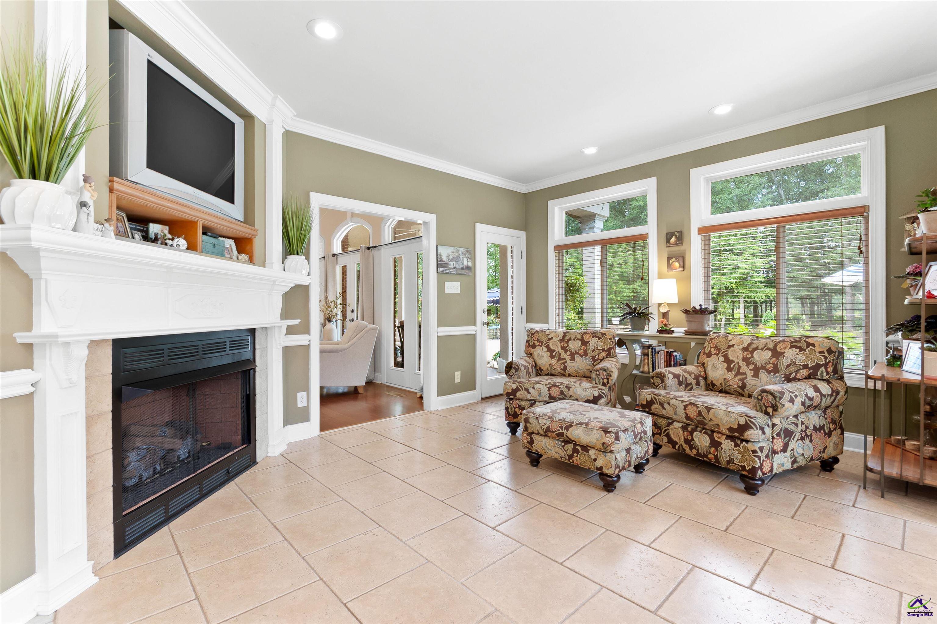 108 Glenda Drive