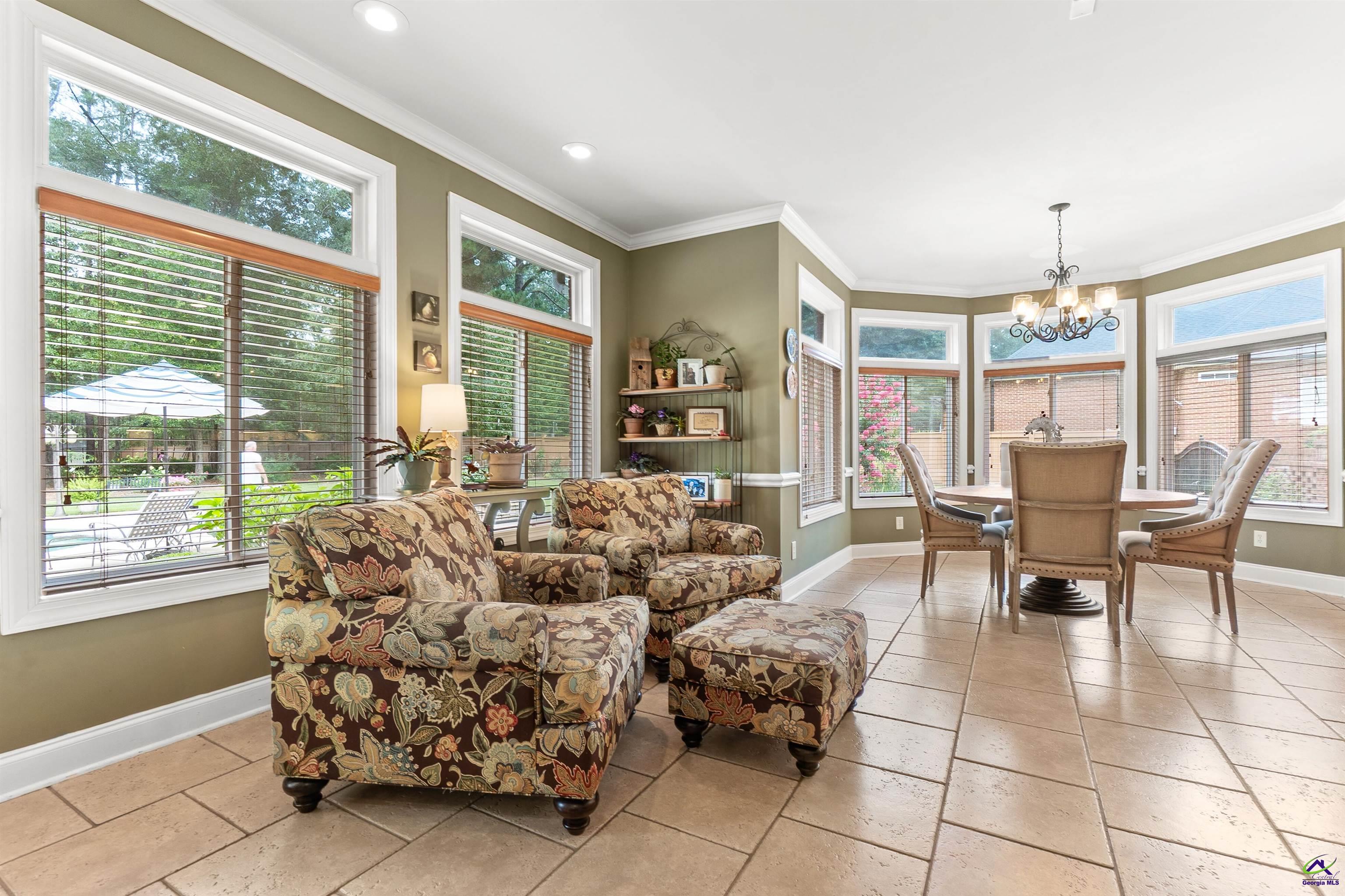 108 Glenda Drive