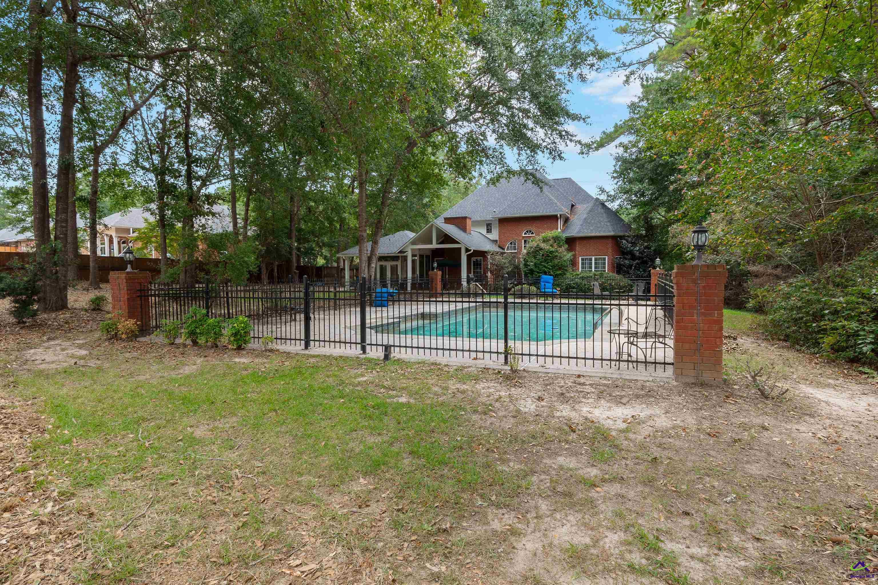 110 Glenda Drive