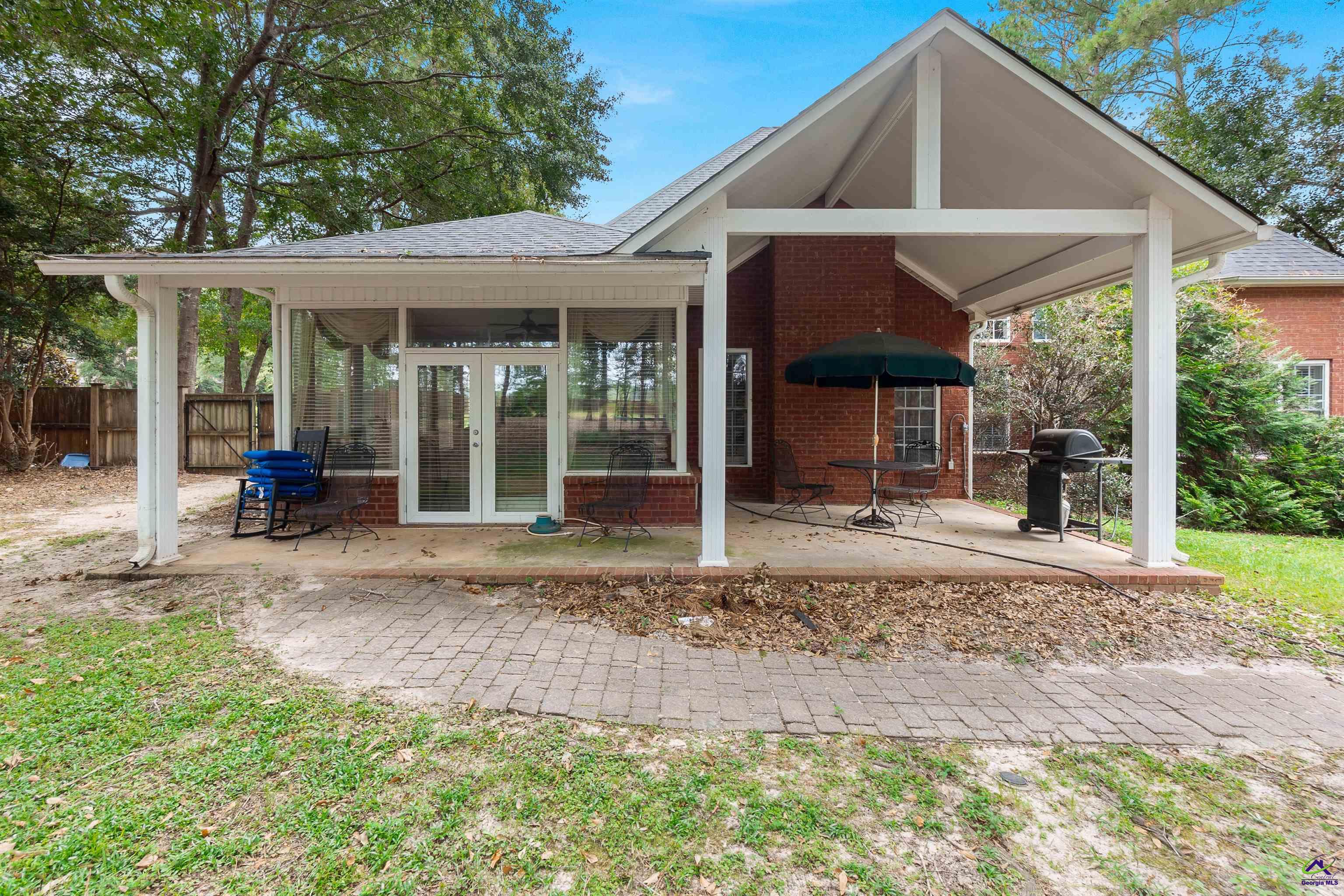 110 Glenda Drive