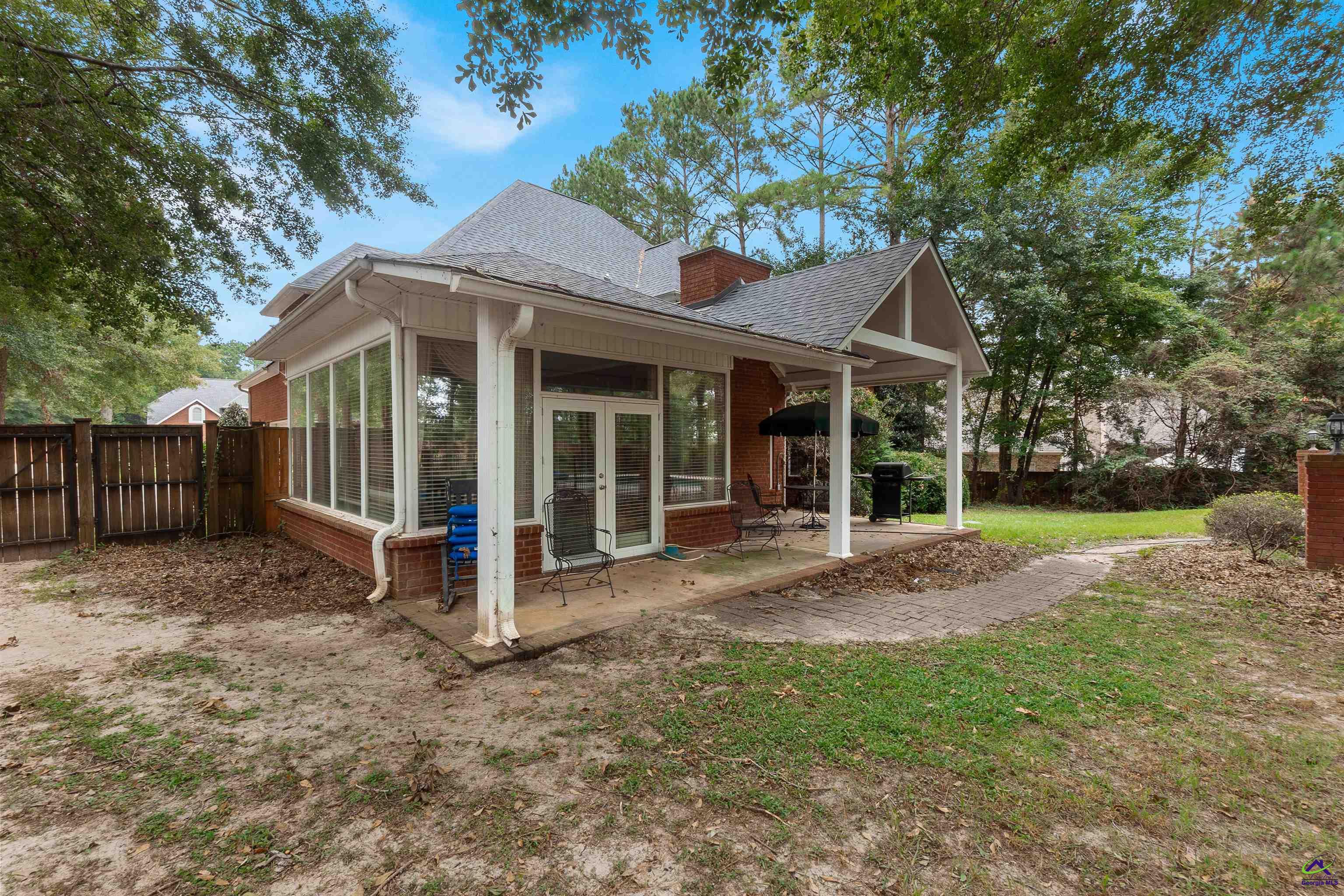 110 Glenda Drive
