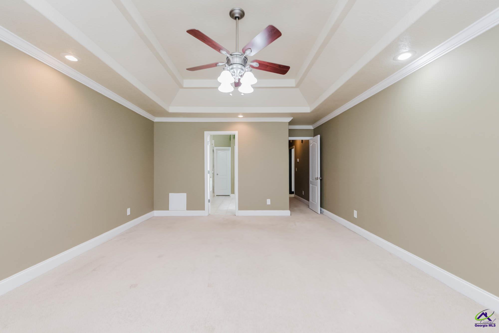 603 Woods Edge Way