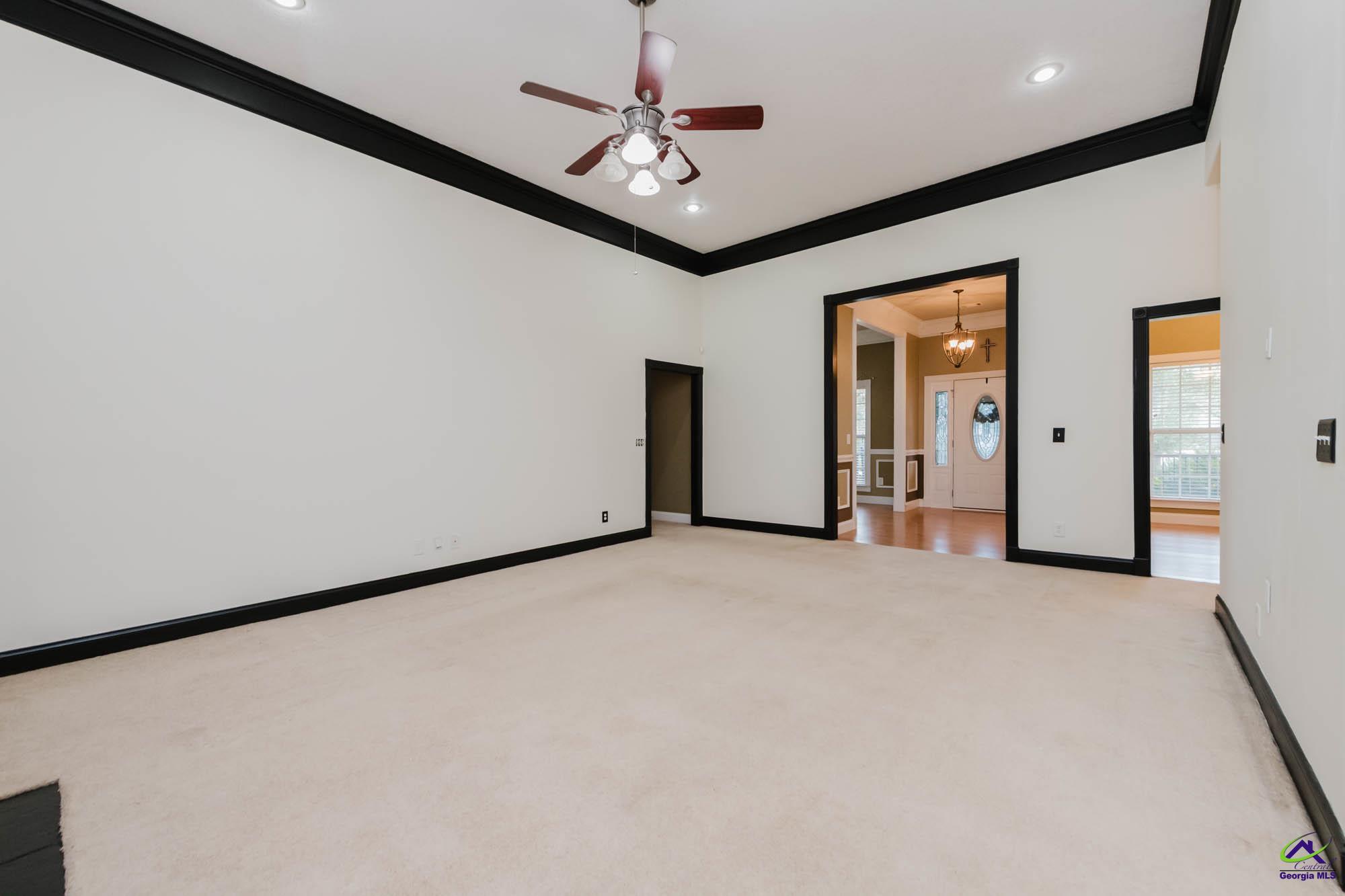 603 Woods Edge Way