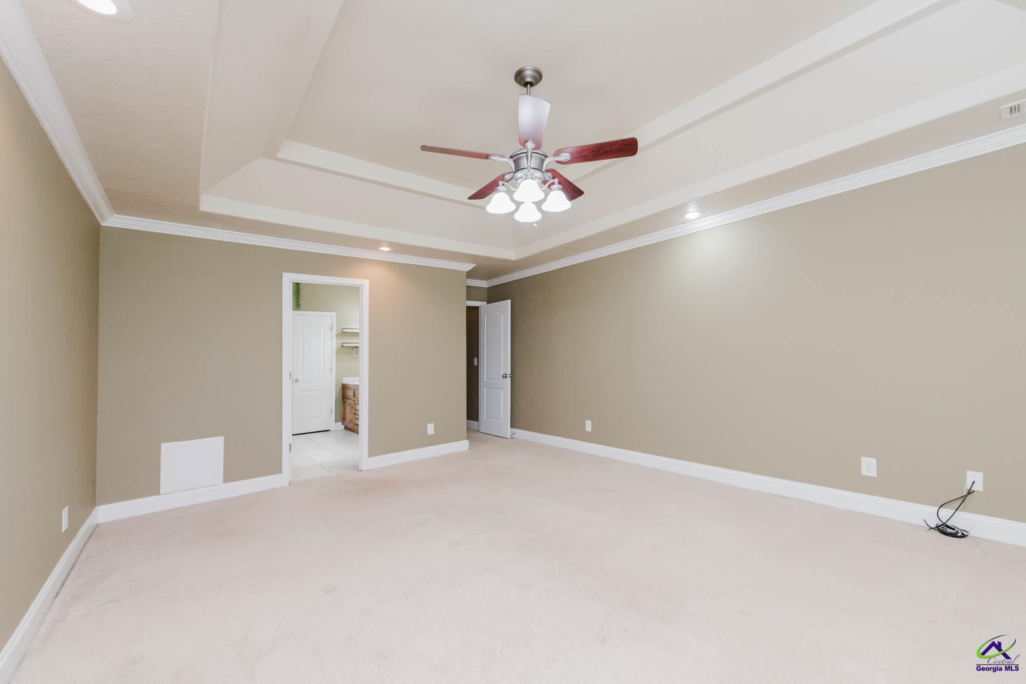 603 Woods Edge Way