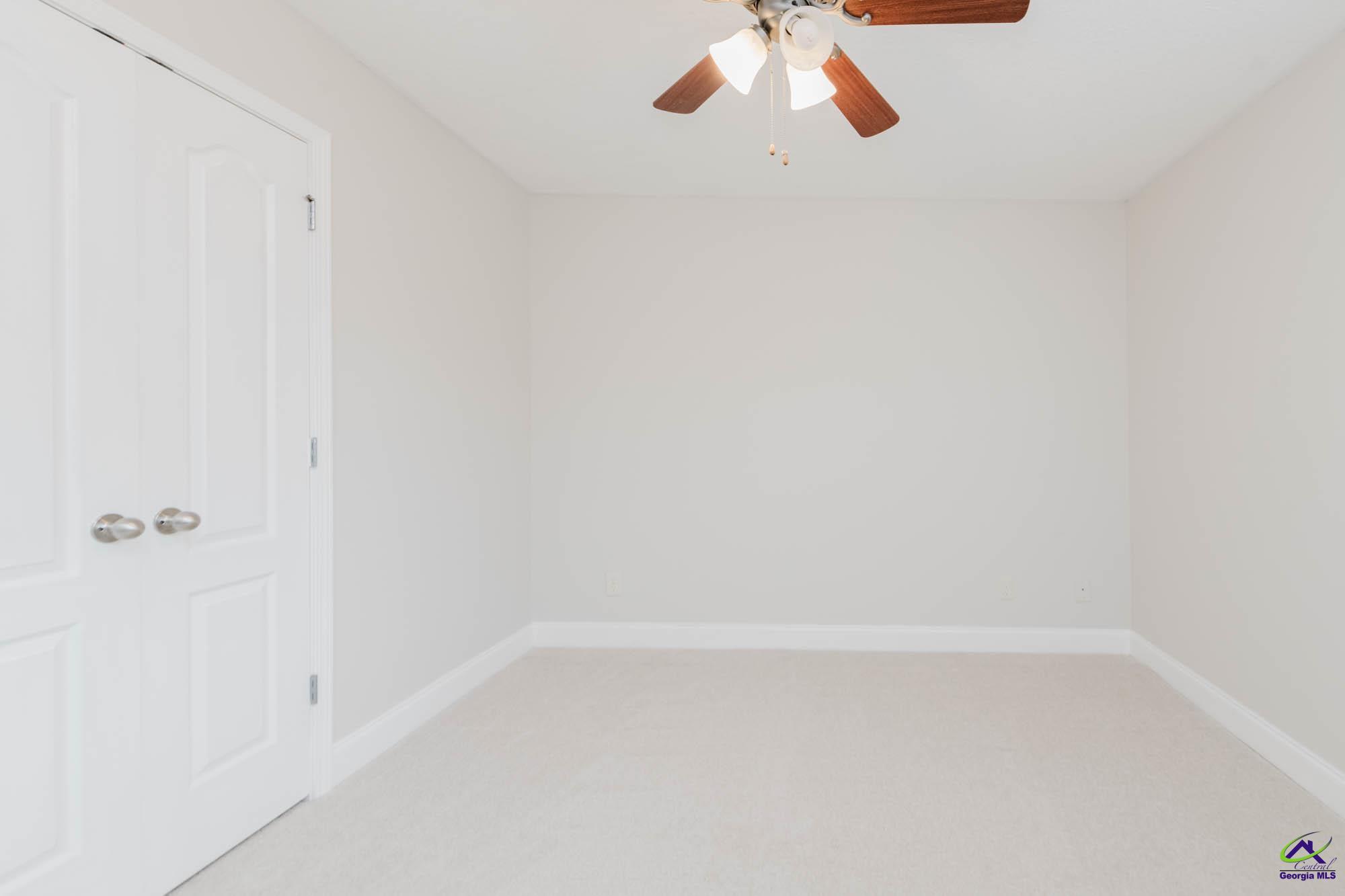 603 Woods Edge Way