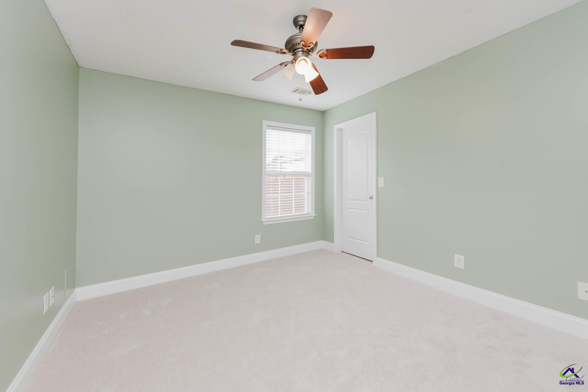 603 Woods Edge Way