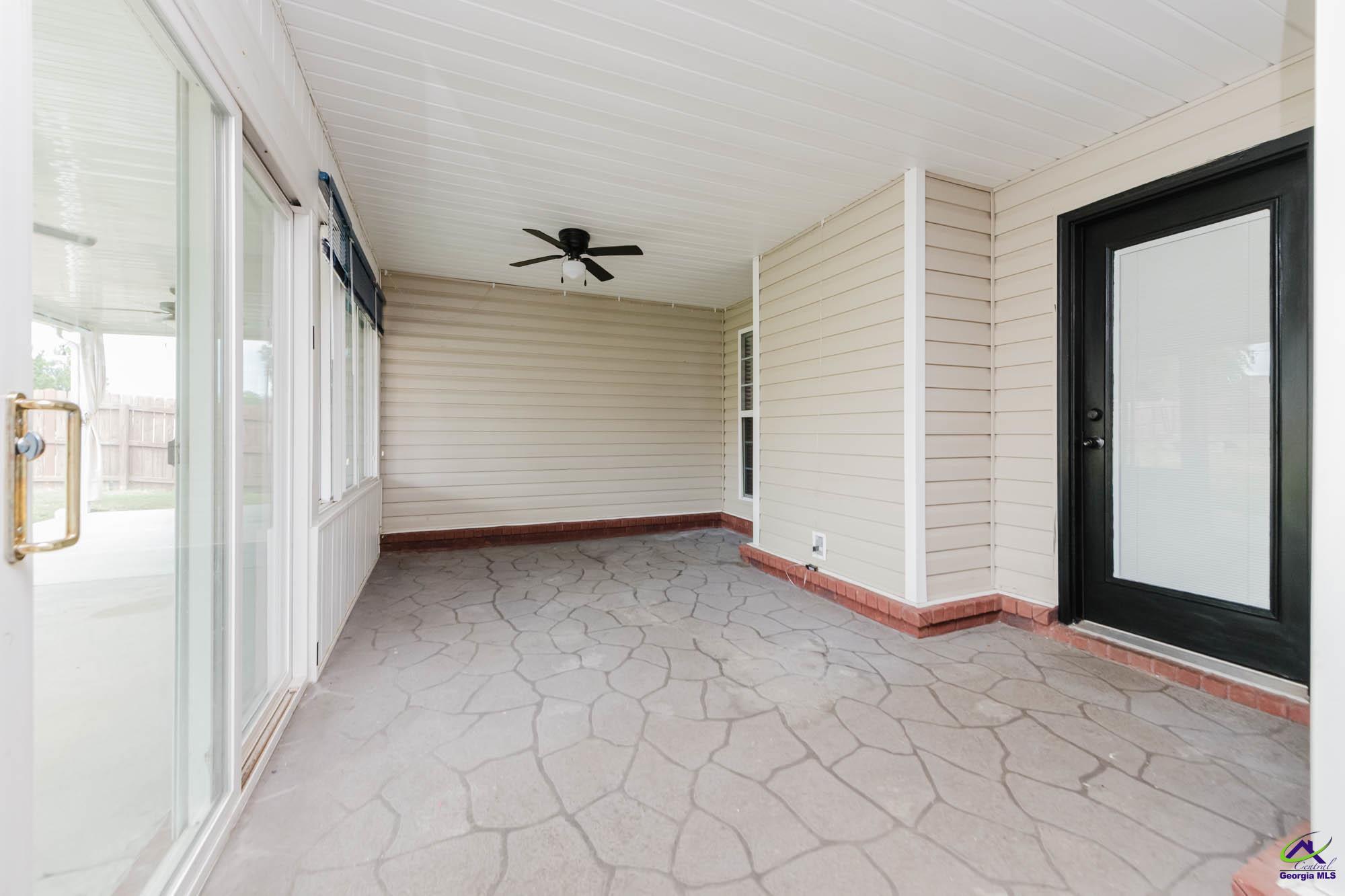 603 Woods Edge Way